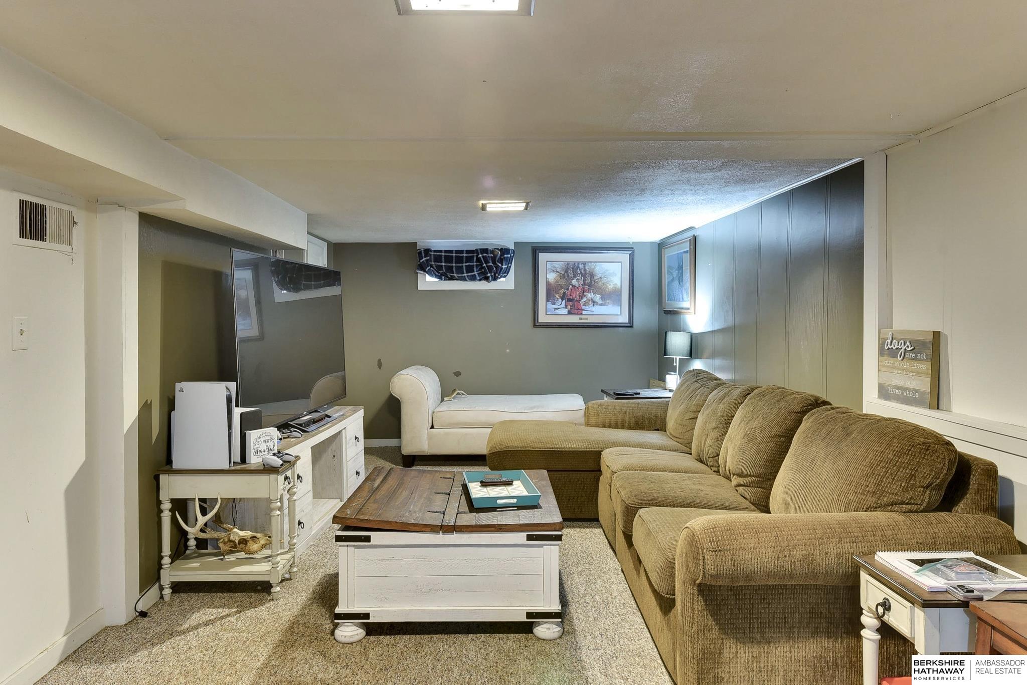 Fremont, Nebraska 68025, United States, 2 Bedrooms Bedrooms, ,1 BathroomBathrooms,Residential,Pending,121410