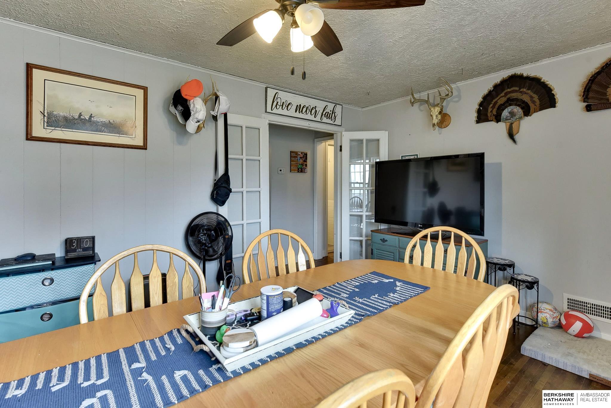 Fremont, Nebraska 68025, United States, 2 Bedrooms Bedrooms, ,1 BathroomBathrooms,Residential,Pending,121410