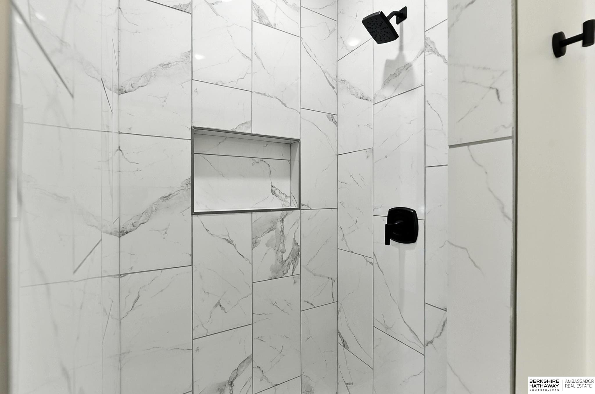 Gretna, Nebraska 68028, United States, 5 Bedrooms Bedrooms, ,3 BathroomsBathrooms,Residential,Active,152542