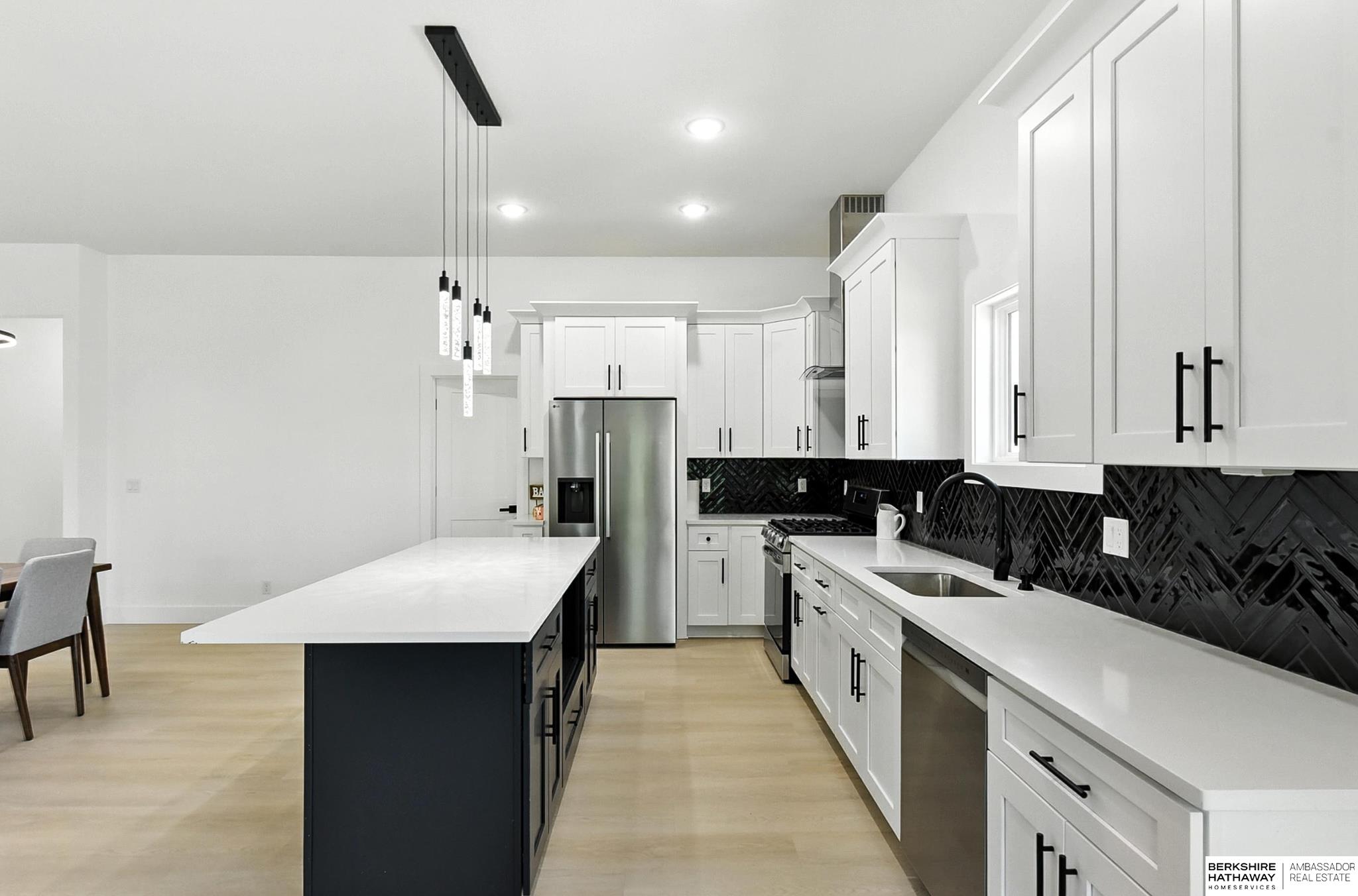 Gretna, Nebraska 68028, United States, 5 Bedrooms Bedrooms, ,3 BathroomsBathrooms,Residential,Active,152542