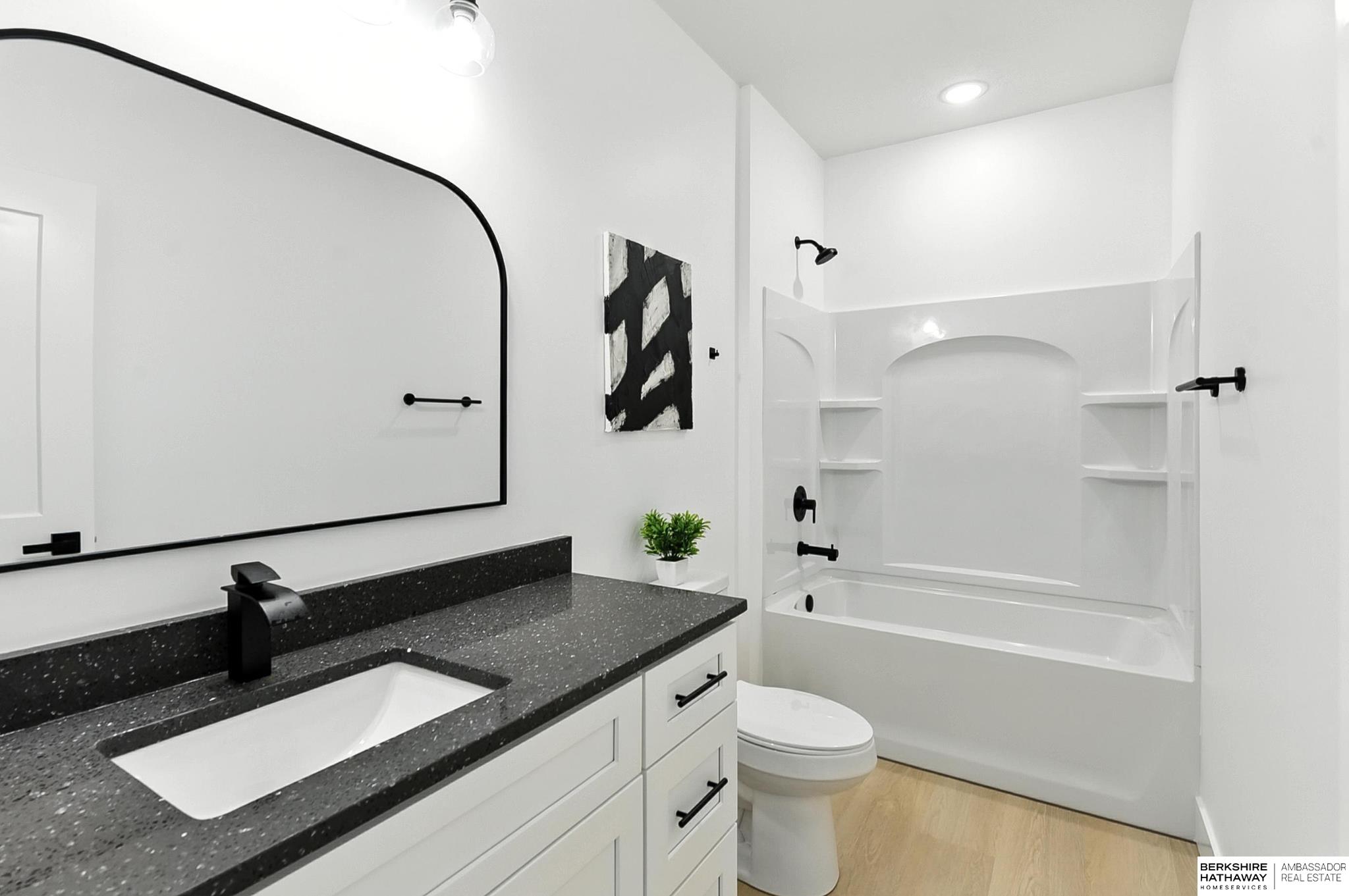 Gretna, Nebraska 68028, United States, 5 Bedrooms Bedrooms, ,3 BathroomsBathrooms,Residential,Active,152542