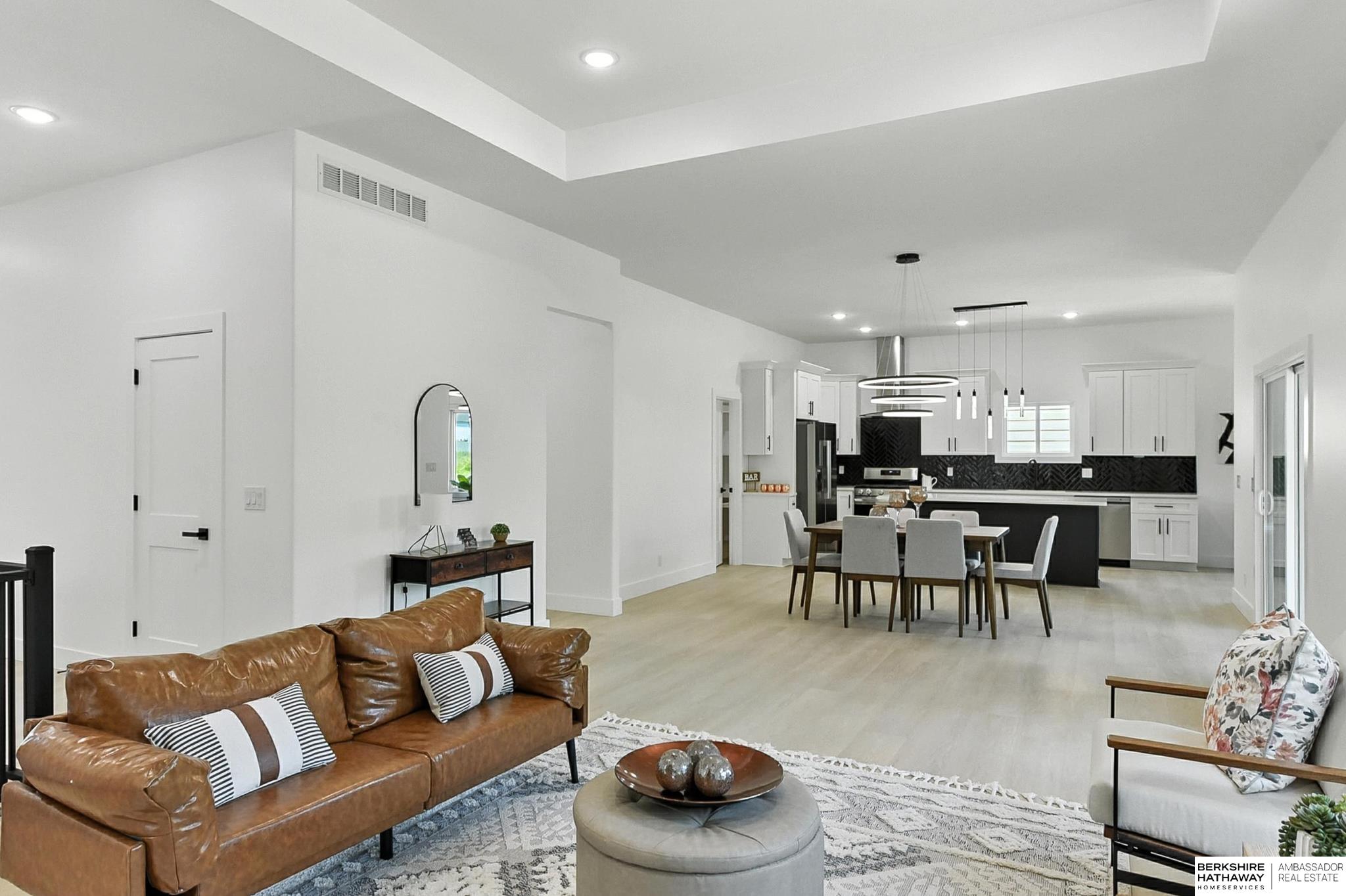 Gretna, Nebraska 68028, United States, 5 Bedrooms Bedrooms, ,3 BathroomsBathrooms,Residential,Active,152542