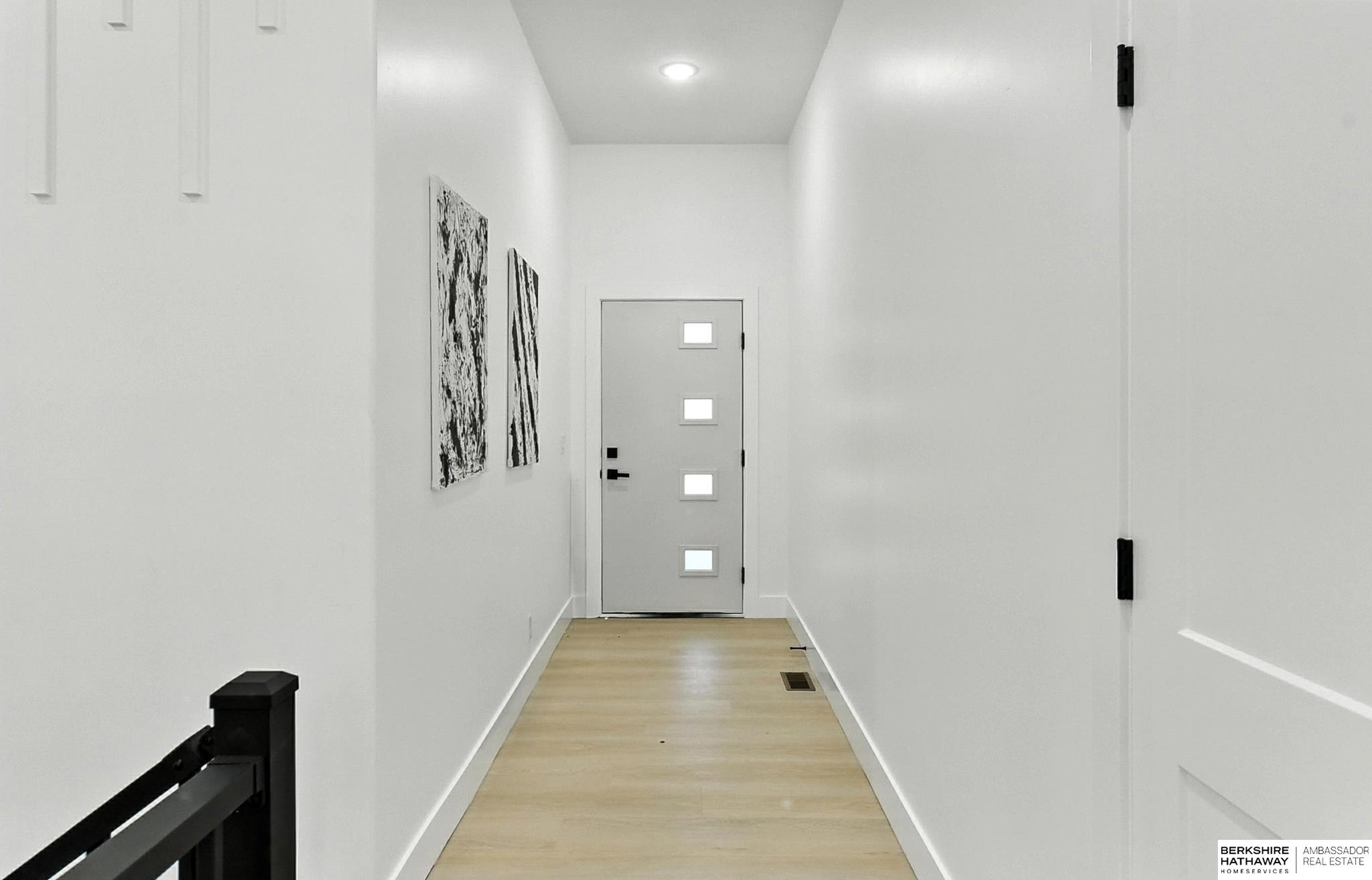 Gretna, Nebraska 68028, United States, 5 Bedrooms Bedrooms, ,3 BathroomsBathrooms,Residential,Active,152542