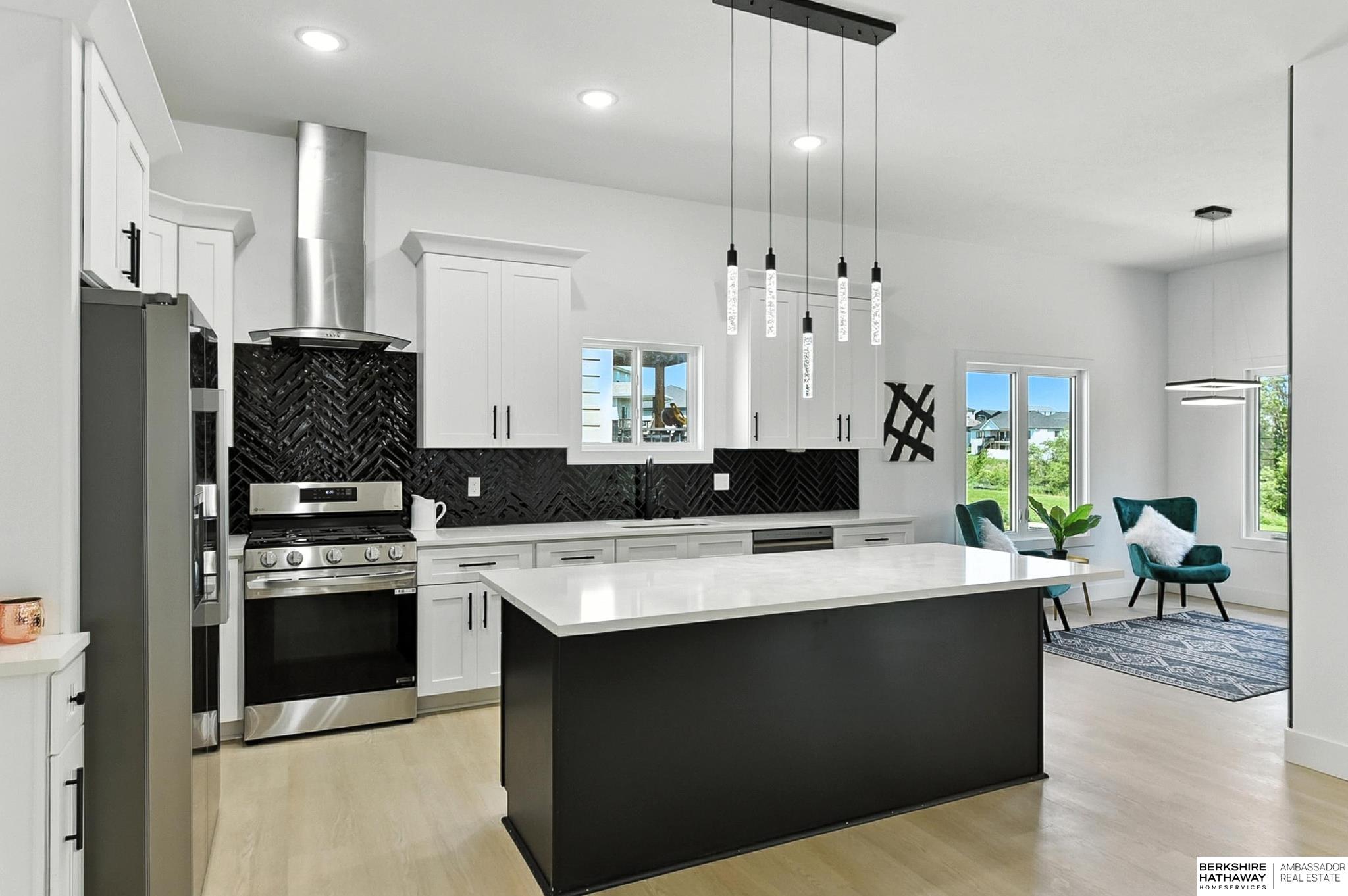 Gretna, Nebraska 68028, United States, 5 Bedrooms Bedrooms, ,3 BathroomsBathrooms,Residential,Active,152542