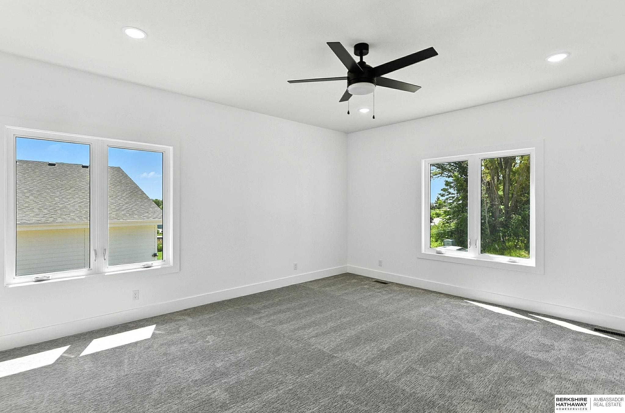 Gretna, Nebraska 68028, United States, 5 Bedrooms Bedrooms, ,3 BathroomsBathrooms,Residential,Active,152542