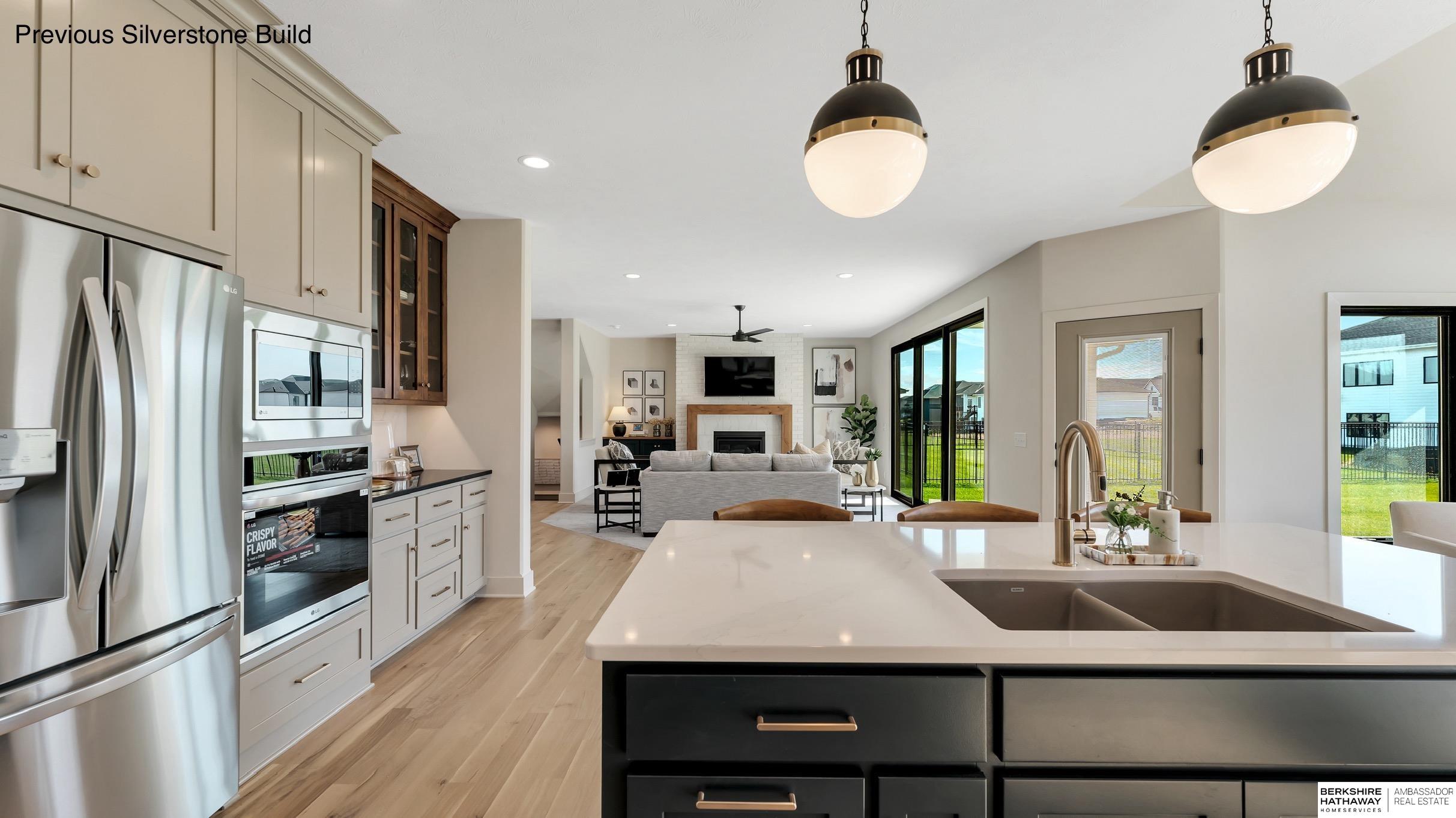 Omaha, Nebraska 68130, United States, 5 Bedrooms Bedrooms, ,3 BathroomsBathrooms,Residential,Active,184507