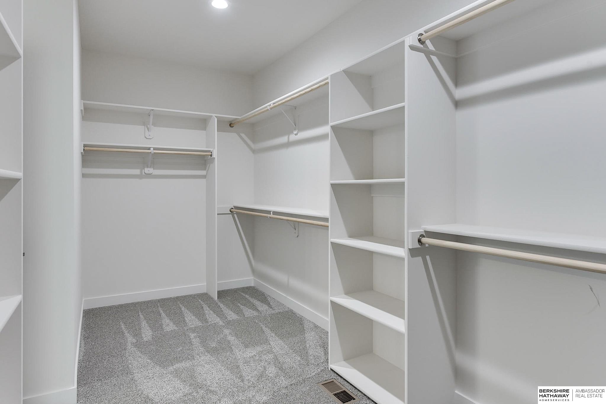 Elkhorn, Nebraska 68022, United States, 5 Bedrooms Bedrooms, ,3 BathroomsBathrooms,Residential,Active,174087