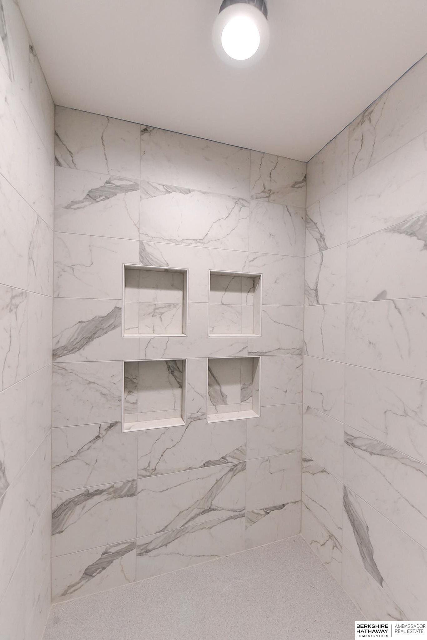 Elkhorn, Nebraska 68022, United States, 5 Bedrooms Bedrooms, ,3 BathroomsBathrooms,Residential,Active,174087