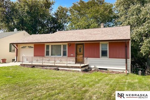 Photo of 2406 S 46th Street, Omaha, NE 68106 (MLS # 22534393)