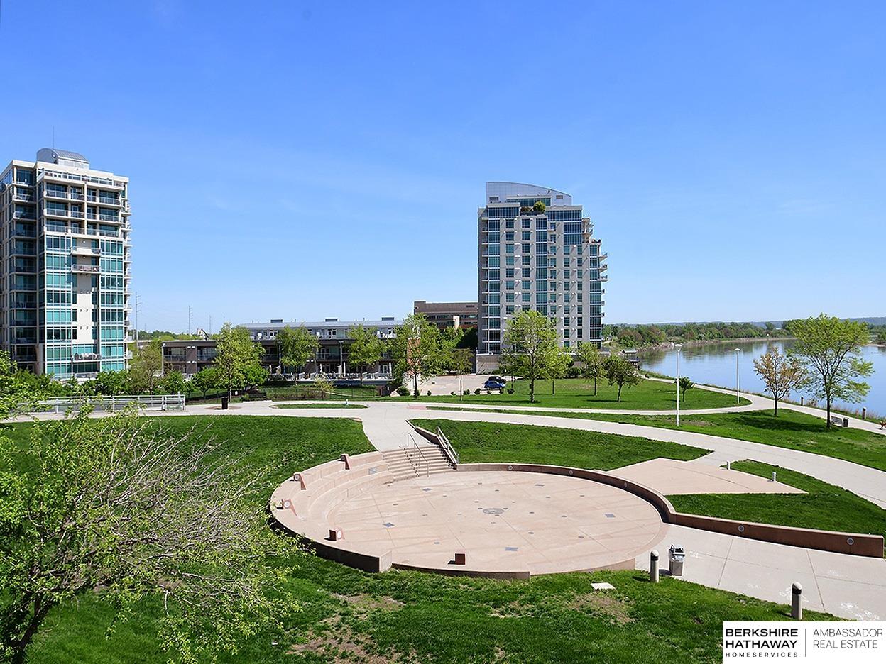 Omaha, Nebraska 68102, United States, 3 Bedrooms Bedrooms, ,2 BathroomsBathrooms,Residential,Active,134964