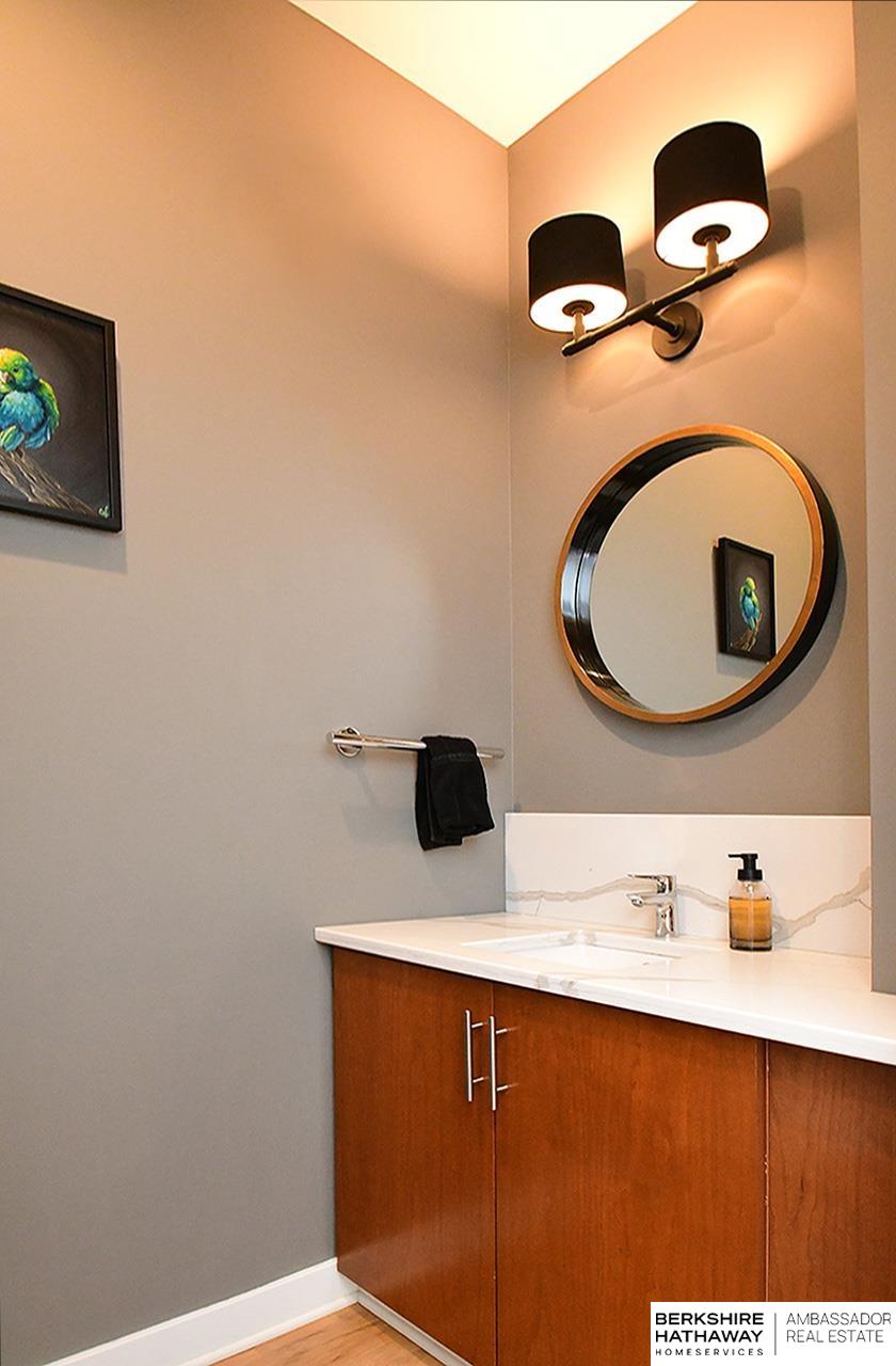 Omaha, Nebraska 68102, United States, 3 Bedrooms Bedrooms, ,2 BathroomsBathrooms,Residential,Active,134964