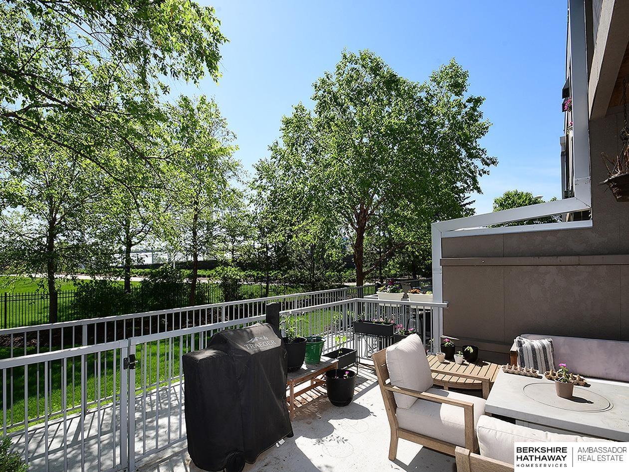 Omaha, Nebraska 68102, United States, 3 Bedrooms Bedrooms, ,2 BathroomsBathrooms,Residential,Active,134964