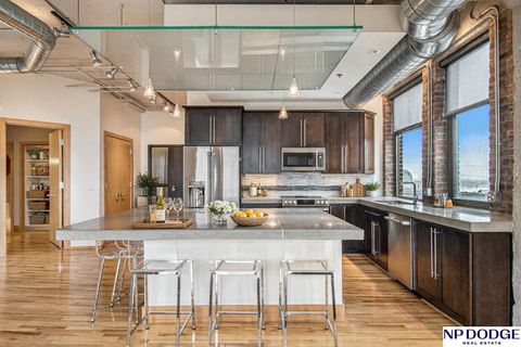 Photo of 902 Dodge Street #501, Omaha, NE 68102 (MLS # 22534661)