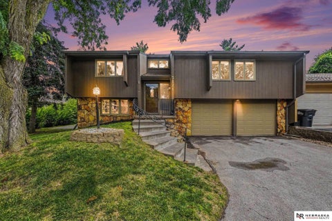 Photo of 5171 S 150th Plaza, Omaha, NE 68137 (MLS # 22627401)