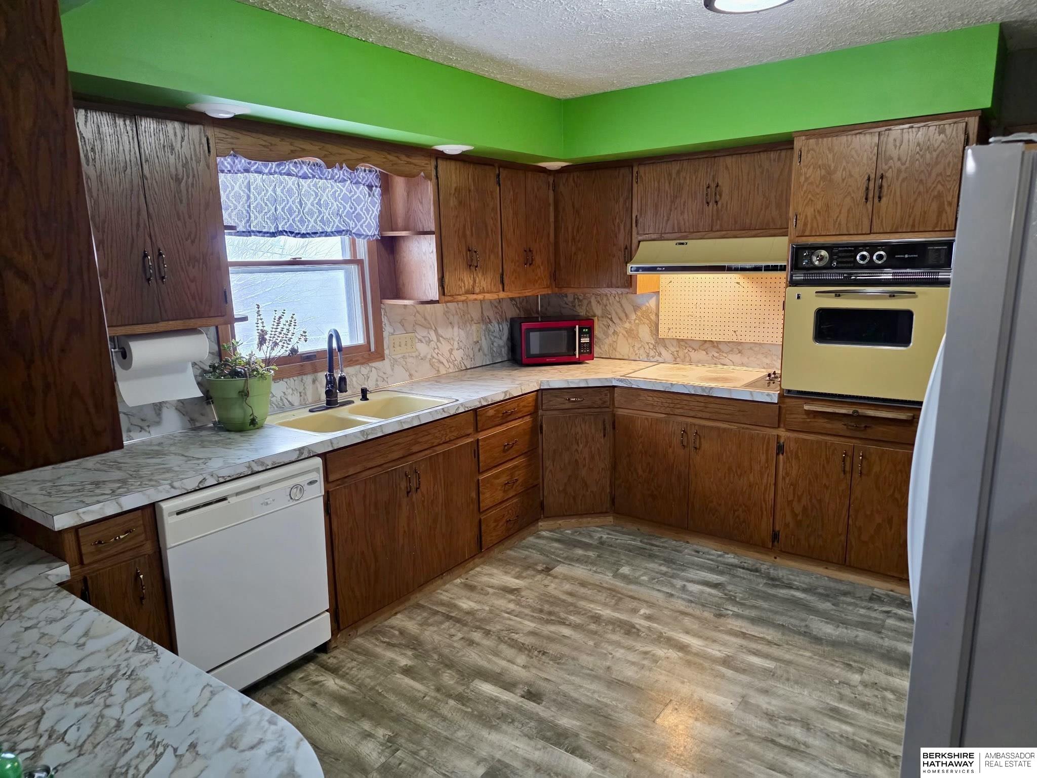 Tecumseh, Nebraska 68450, United States, 3 Bedrooms Bedrooms, ,3 BathroomsBathrooms,Residential,Active,243911