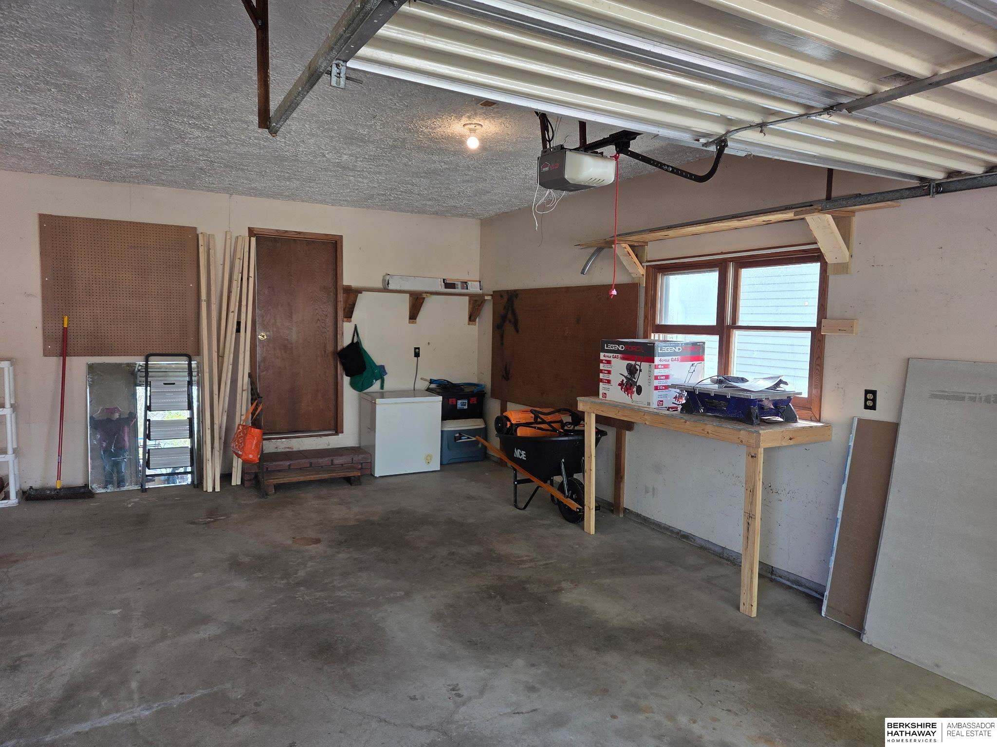 Tecumseh, Nebraska 68450, United States, 3 Bedrooms Bedrooms, ,3 BathroomsBathrooms,Residential,Active,243911