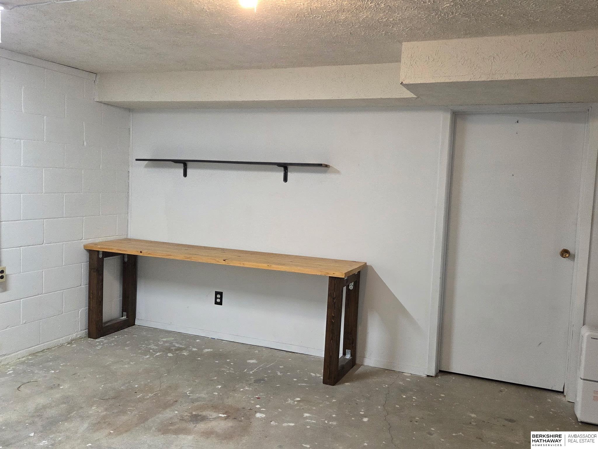 Tecumseh, Nebraska 68450, United States, 3 Bedrooms Bedrooms, ,3 BathroomsBathrooms,Residential,Active,243911