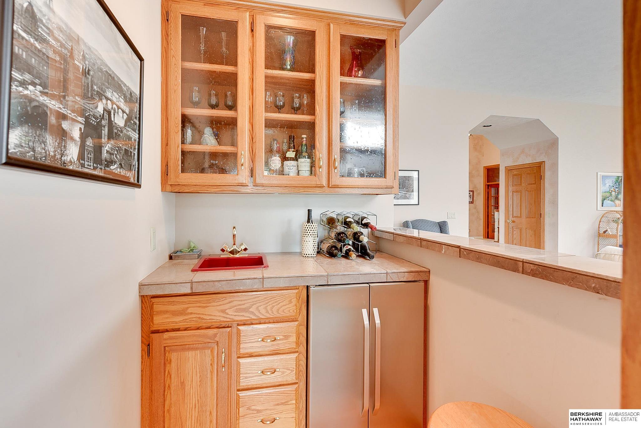 Omaha, Nebraska 68114, United States, 5 Bedrooms Bedrooms, ,4 BathroomsBathrooms,Residential,Active,111138