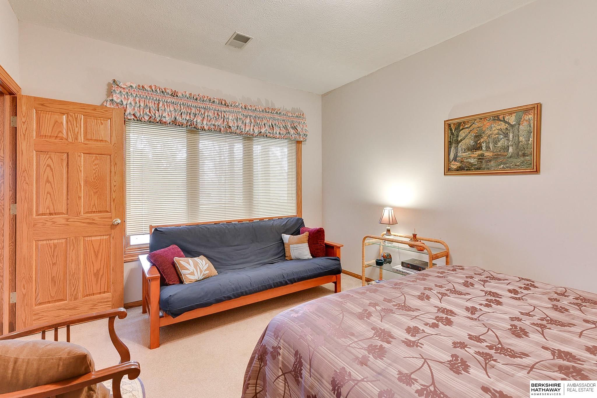 Omaha, Nebraska 68114, United States, 5 Bedrooms Bedrooms, ,4 BathroomsBathrooms,Residential,Active,111138