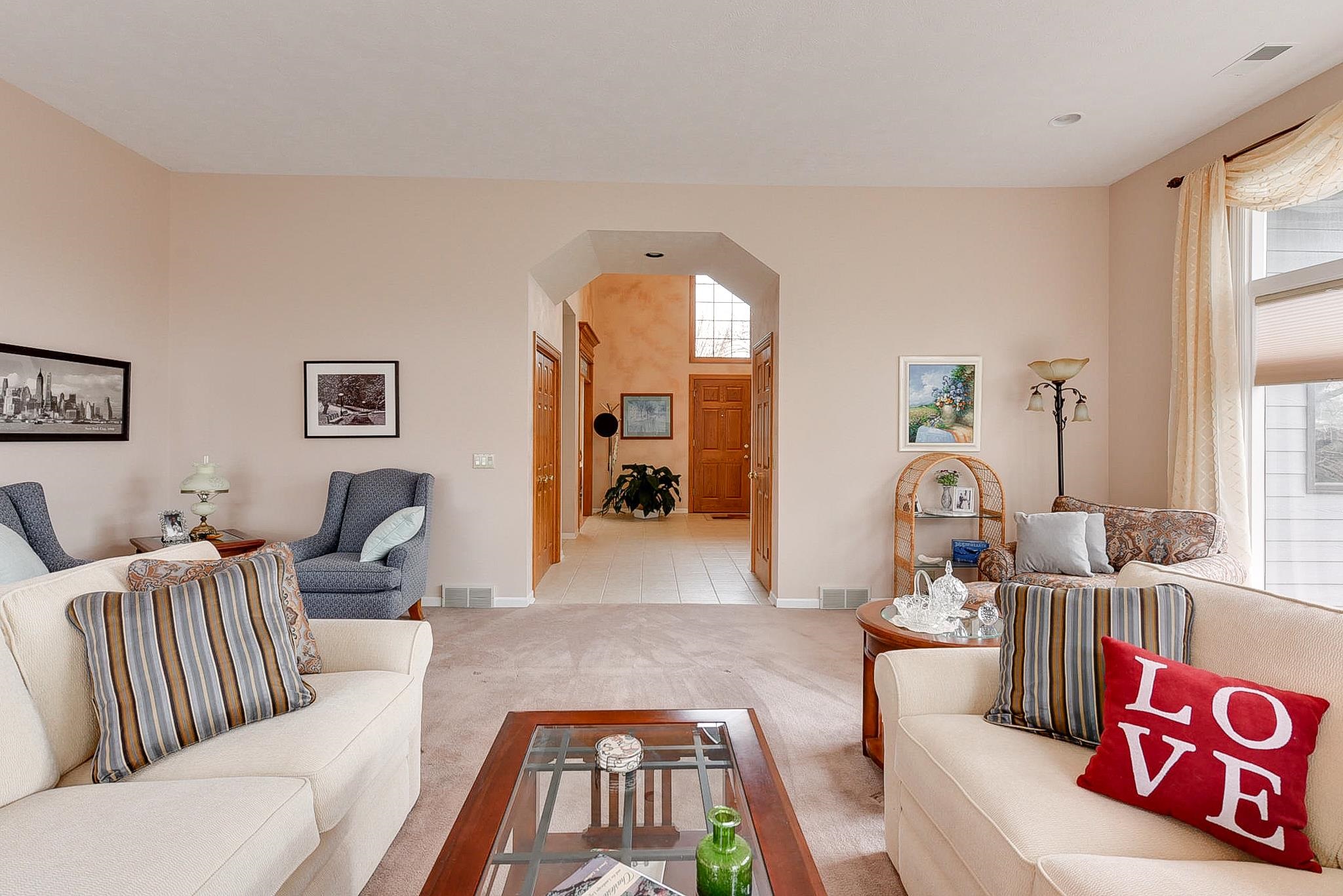 Omaha, Nebraska 68114, United States, 5 Bedrooms Bedrooms, ,4 BathroomsBathrooms,Residential,Active,111138