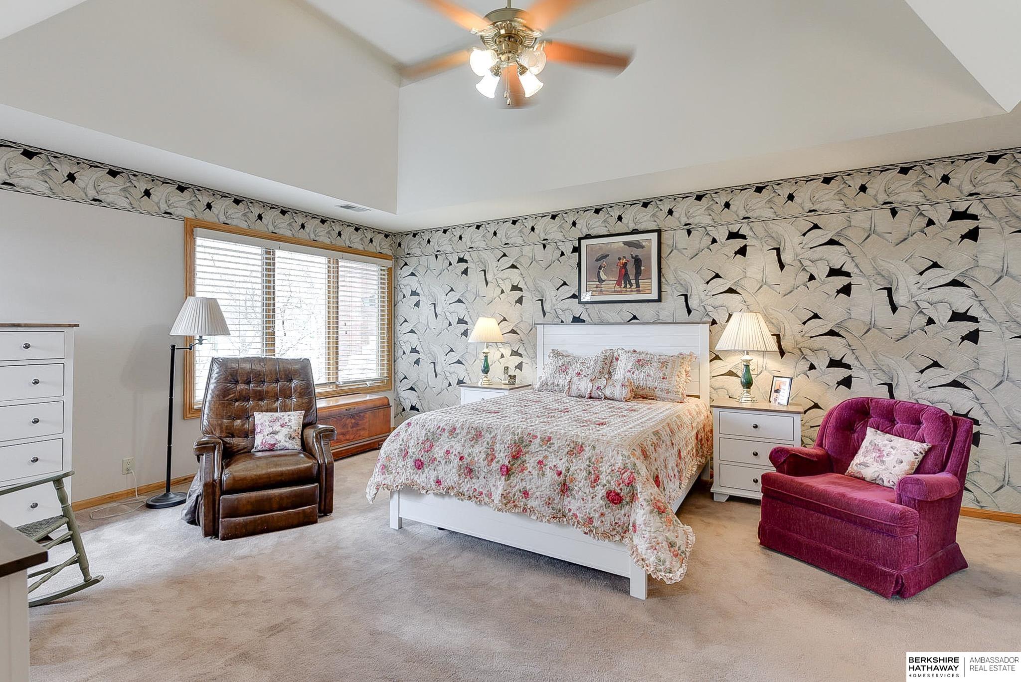 Omaha, Nebraska 68114, United States, 5 Bedrooms Bedrooms, ,4 BathroomsBathrooms,Residential,Active,111138