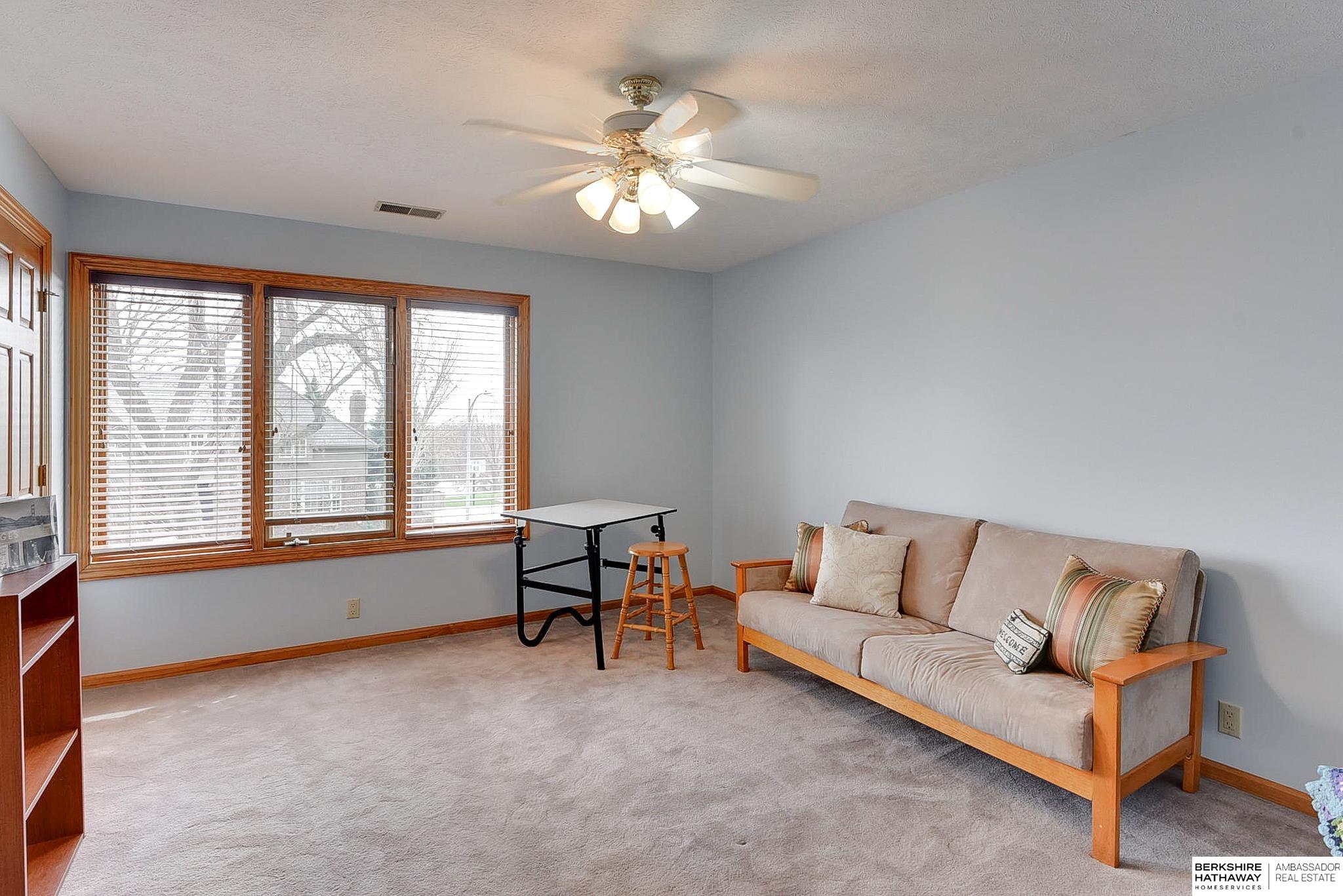 Omaha, Nebraska 68114, United States, 5 Bedrooms Bedrooms, ,4 BathroomsBathrooms,Residential,Active,111138