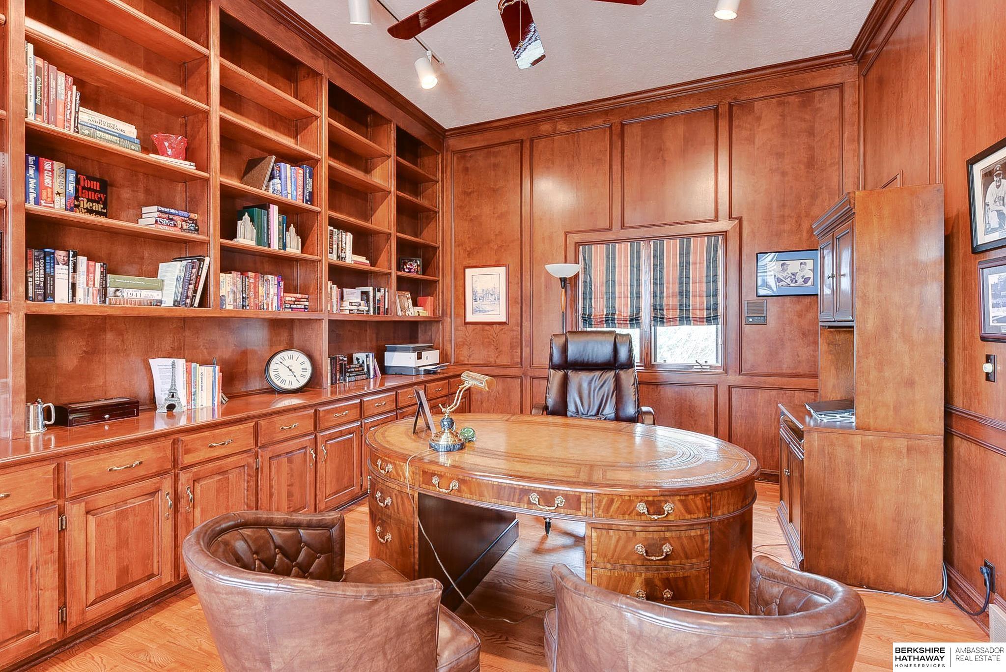 Omaha, Nebraska 68114, United States, 5 Bedrooms Bedrooms, ,4 BathroomsBathrooms,Residential,Active,111138