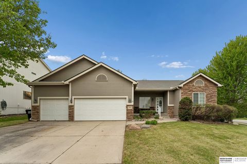 Photo of 19887 I Street, Omaha, NE 68135 (MLS # 22611175)