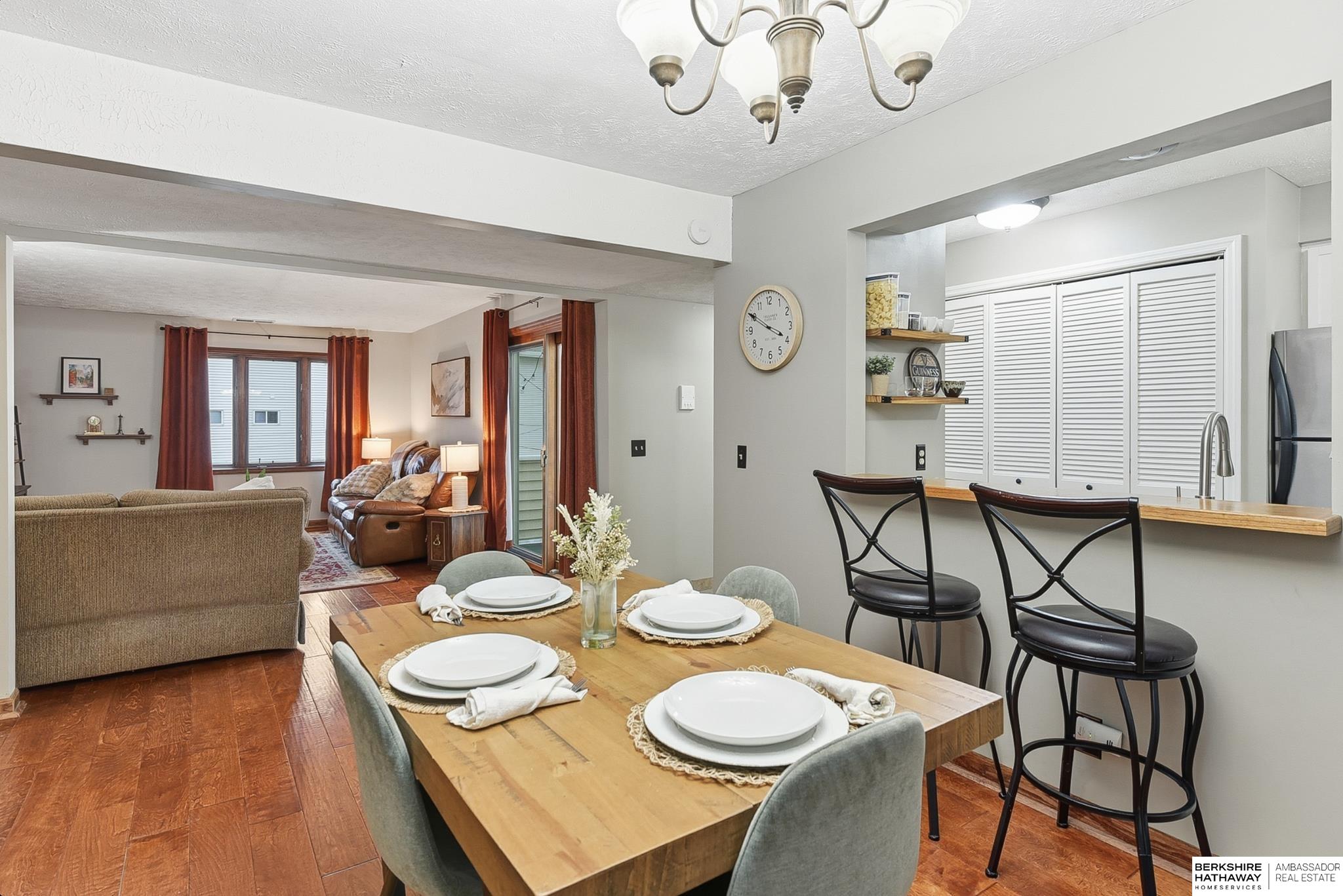 Omaha, Nebraska 68131, United States, 2 Bedrooms Bedrooms, ,1 BathroomBathrooms,Residential,Active,247444