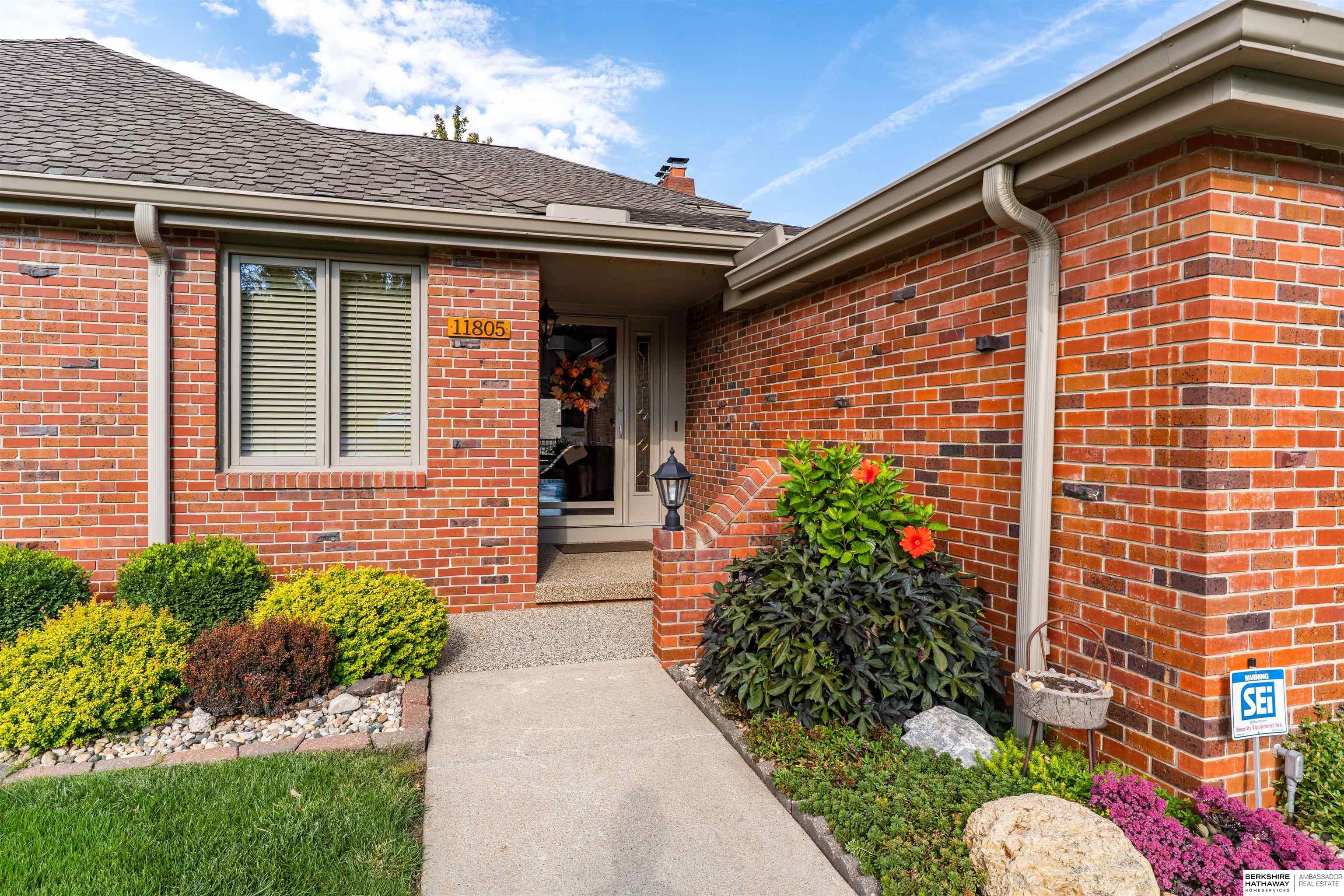 Omaha, Nebraska 68137, United States, 3 Bedrooms Bedrooms, ,4 BathroomsBathrooms,Residential,Active,225928