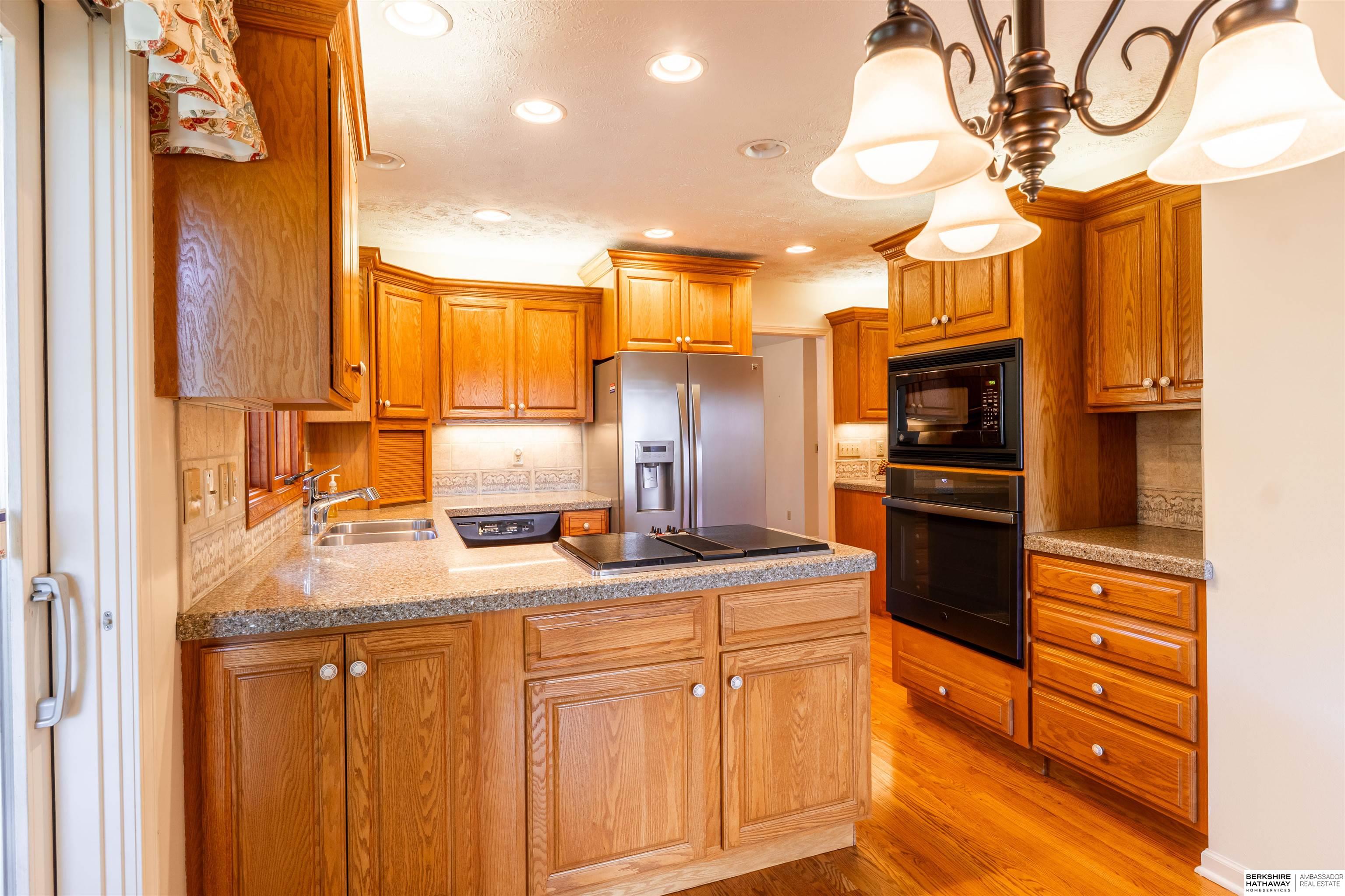 Omaha, Nebraska 68137, United States, 3 Bedrooms Bedrooms, ,4 BathroomsBathrooms,Residential,Active,225928