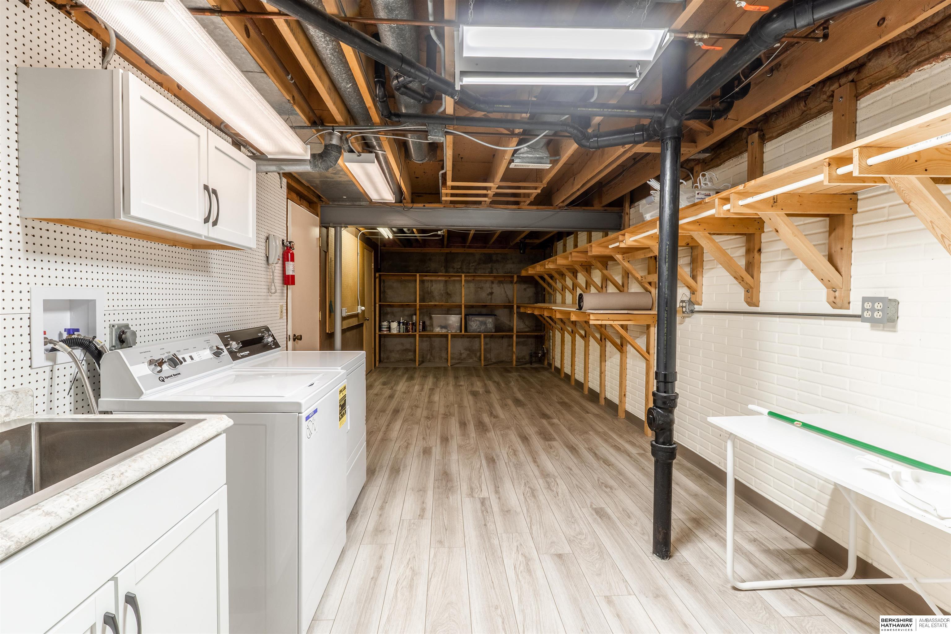 Omaha, Nebraska 68137, United States, 3 Bedrooms Bedrooms, ,4 BathroomsBathrooms,Residential,Active,225928