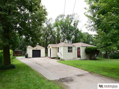 Photo of 5931 Whitmore Street, Omaha, NE 68152 (MLS # 22619173)