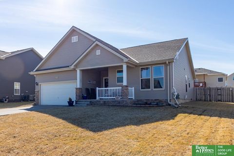 Photo of 2205 Alexandra Road, Papillion, NE 68133 (MLS # 22604123)