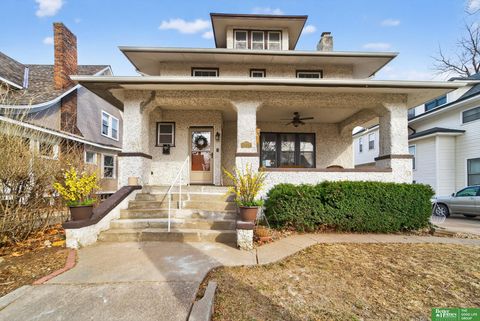 Photo of 2327 Hanscom Boulevard, Omaha, NE 68105 (MLS # 22606536)