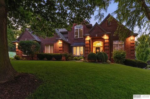 Photo of 13330 Binney Street, Omaha, NE 68164 (MLS # 22524637)