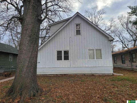 Photo of 3251 Orchard Street, Lincoln, NE 68503 (MLS # 22534809)