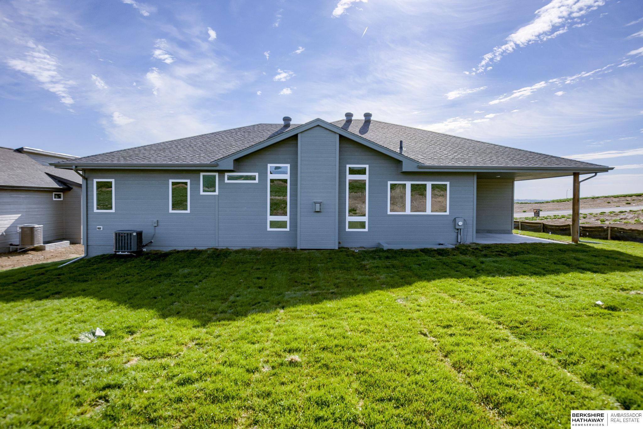 Bennington, Nebraska 68007, United States, 4 Bedrooms Bedrooms, ,3 BathroomsBathrooms,Residential,Active,28368