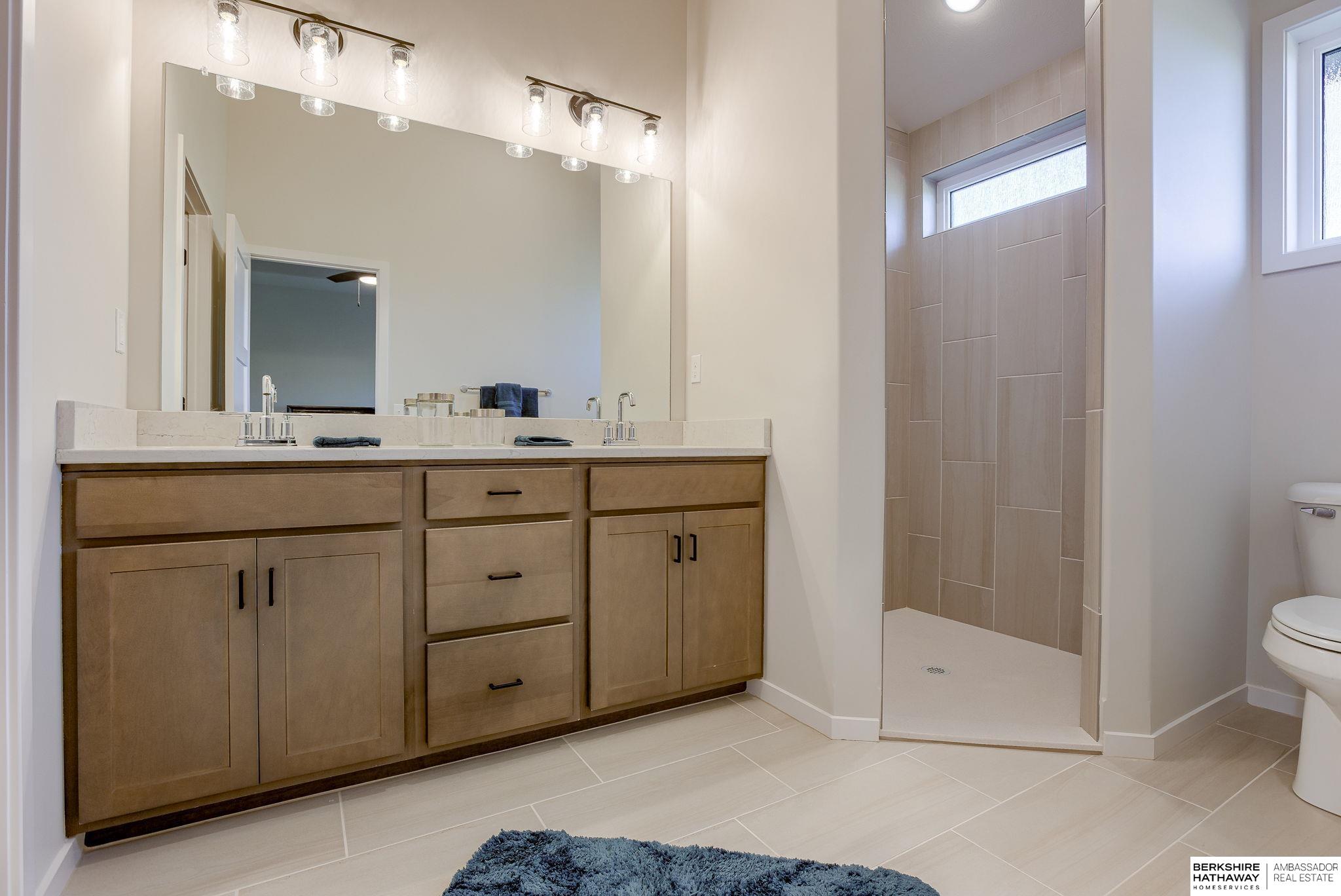 Bennington, Nebraska 68007, United States, 4 Bedrooms Bedrooms, ,3 BathroomsBathrooms,Residential,Active,28368