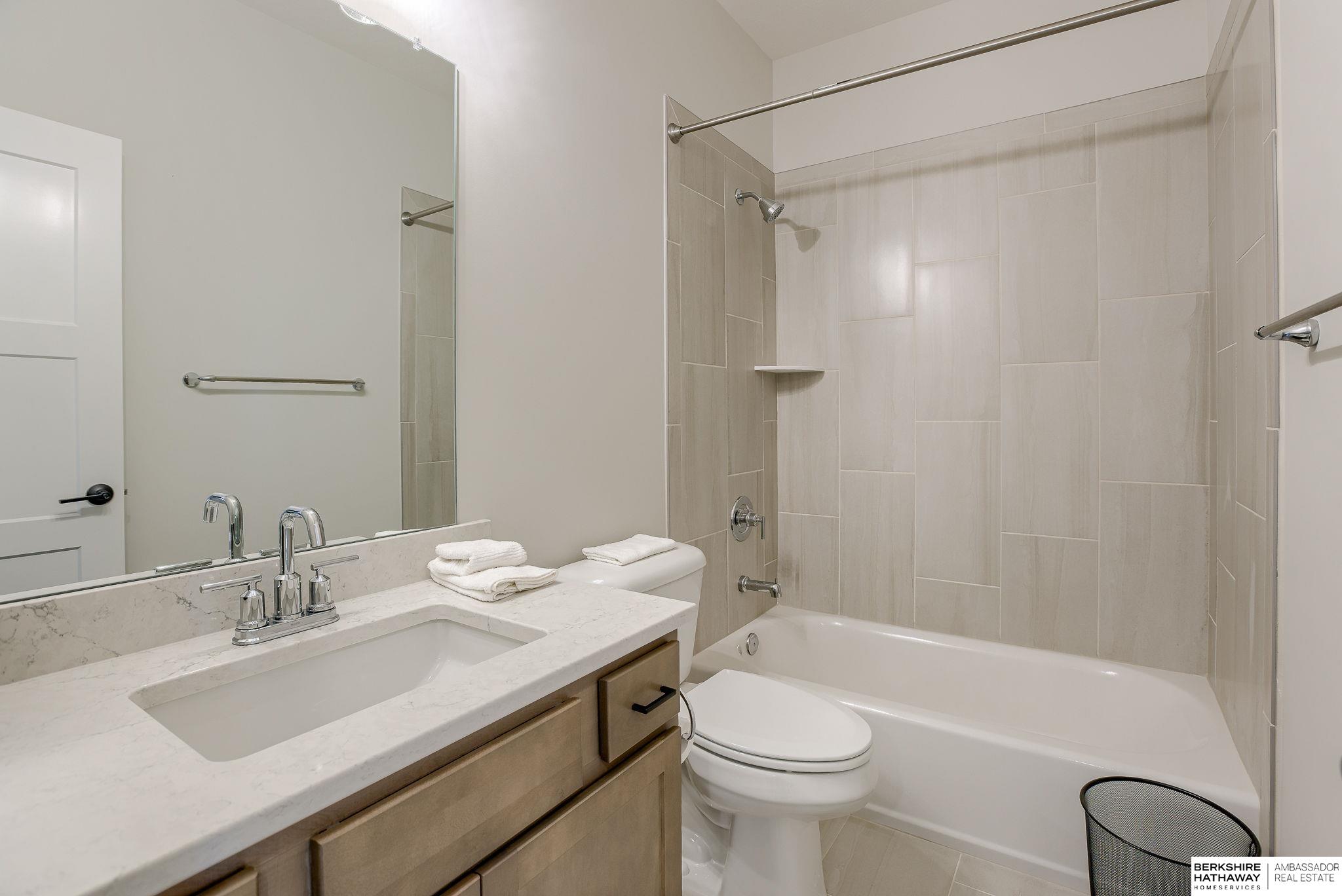 Bennington, Nebraska 68007, United States, 4 Bedrooms Bedrooms, ,3 BathroomsBathrooms,Residential,Active,28368