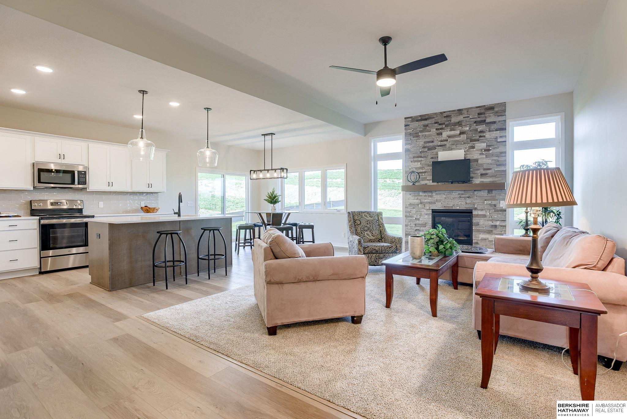 Bennington, Nebraska 68007, United States, 4 Bedrooms Bedrooms, ,3 BathroomsBathrooms,Residential,Active,28368