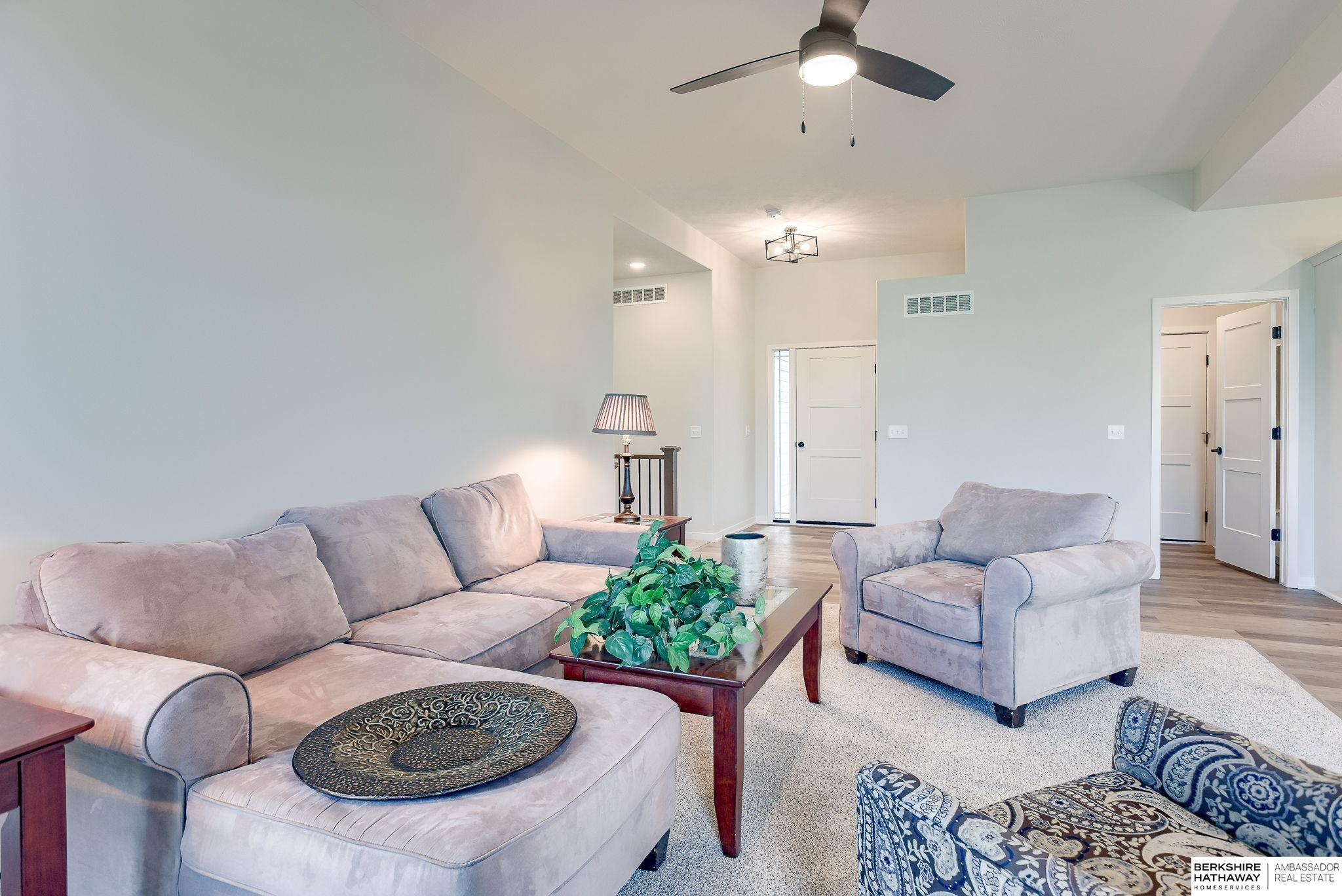 Bennington, Nebraska 68007, United States, 4 Bedrooms Bedrooms, ,3 BathroomsBathrooms,Residential,Active,28368