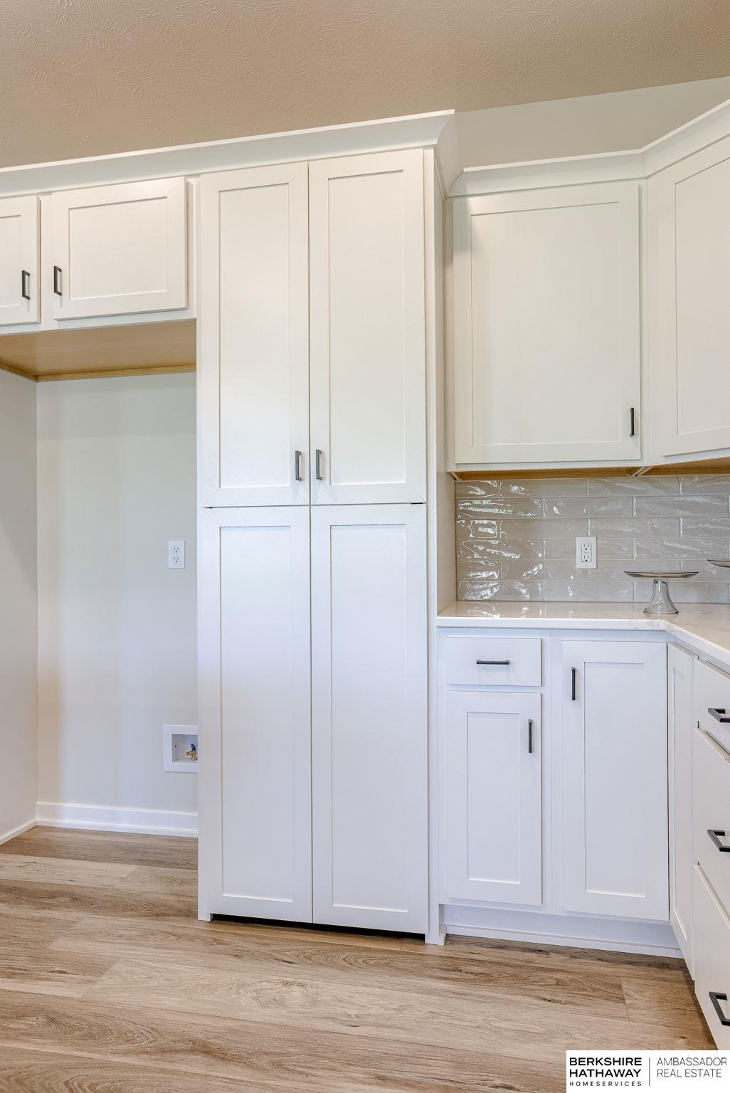 Bennington, Nebraska 68007, United States, 4 Bedrooms Bedrooms, ,3 BathroomsBathrooms,Residential,Active,28368