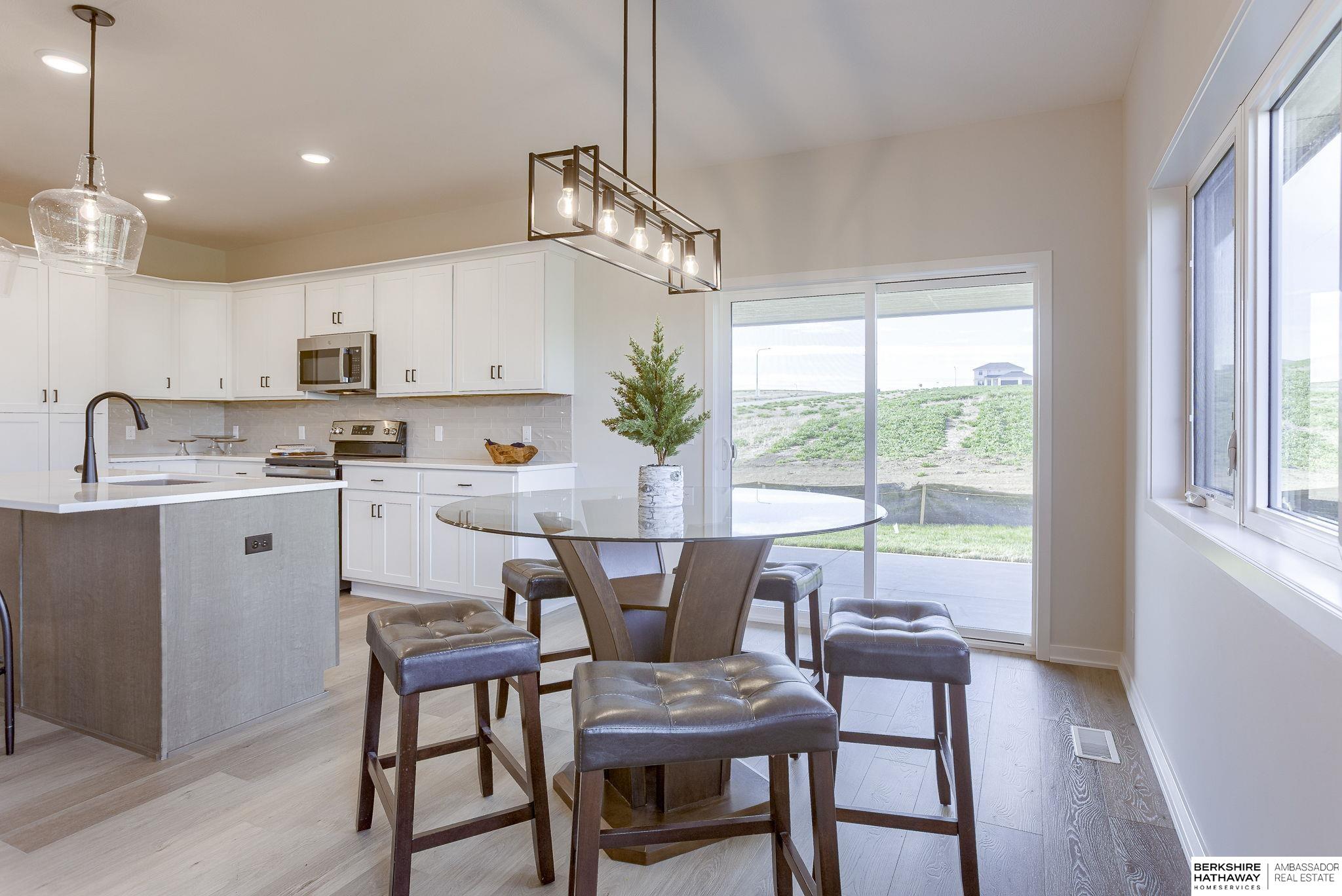 Bennington, Nebraska 68007, United States, 4 Bedrooms Bedrooms, ,3 BathroomsBathrooms,Residential,Active,28368