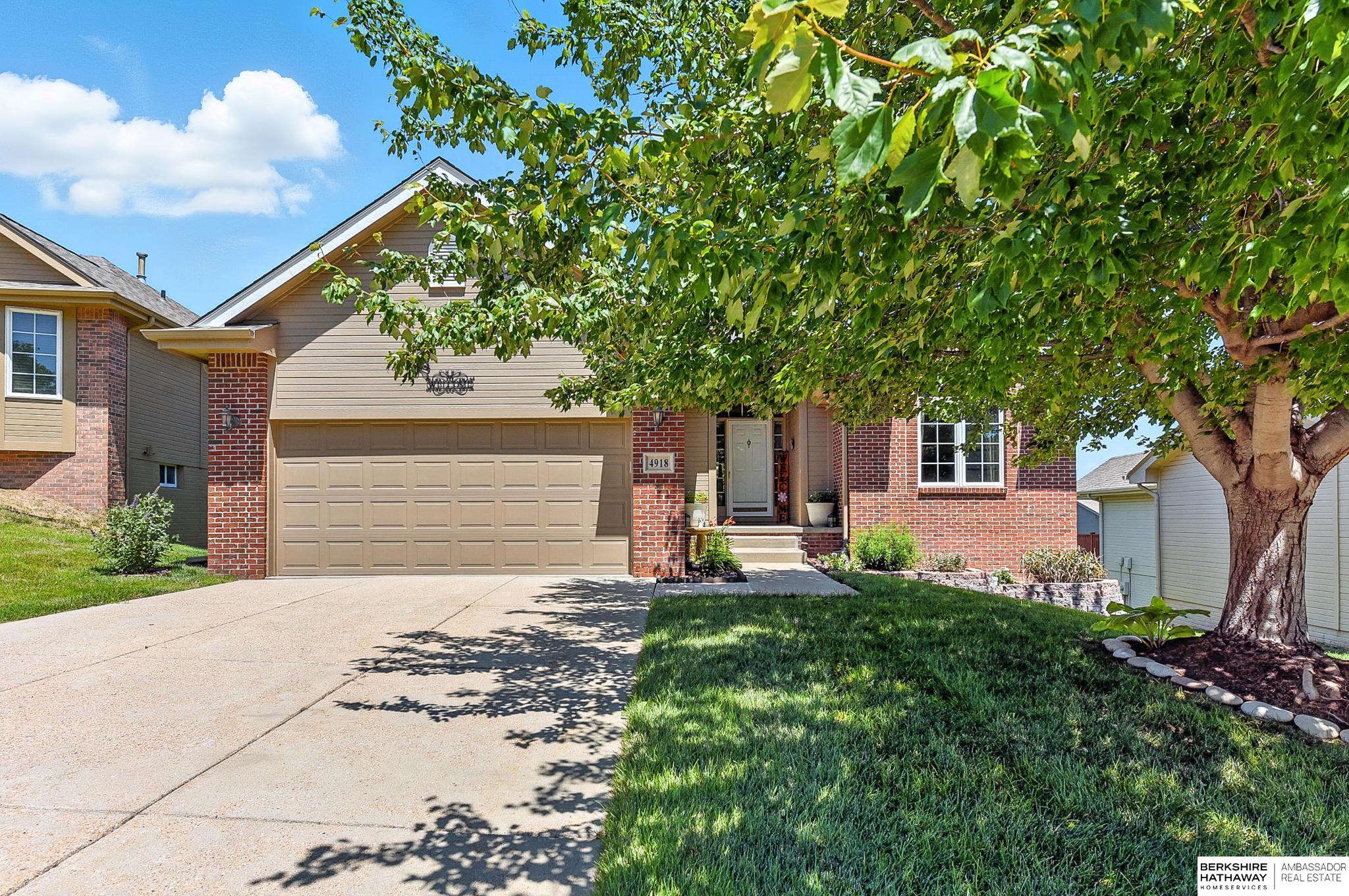 Papillion, Nebraska 68133, United States, 3 Bedrooms Bedrooms, ,3 BathroomsBathrooms,Residential,Active,174613