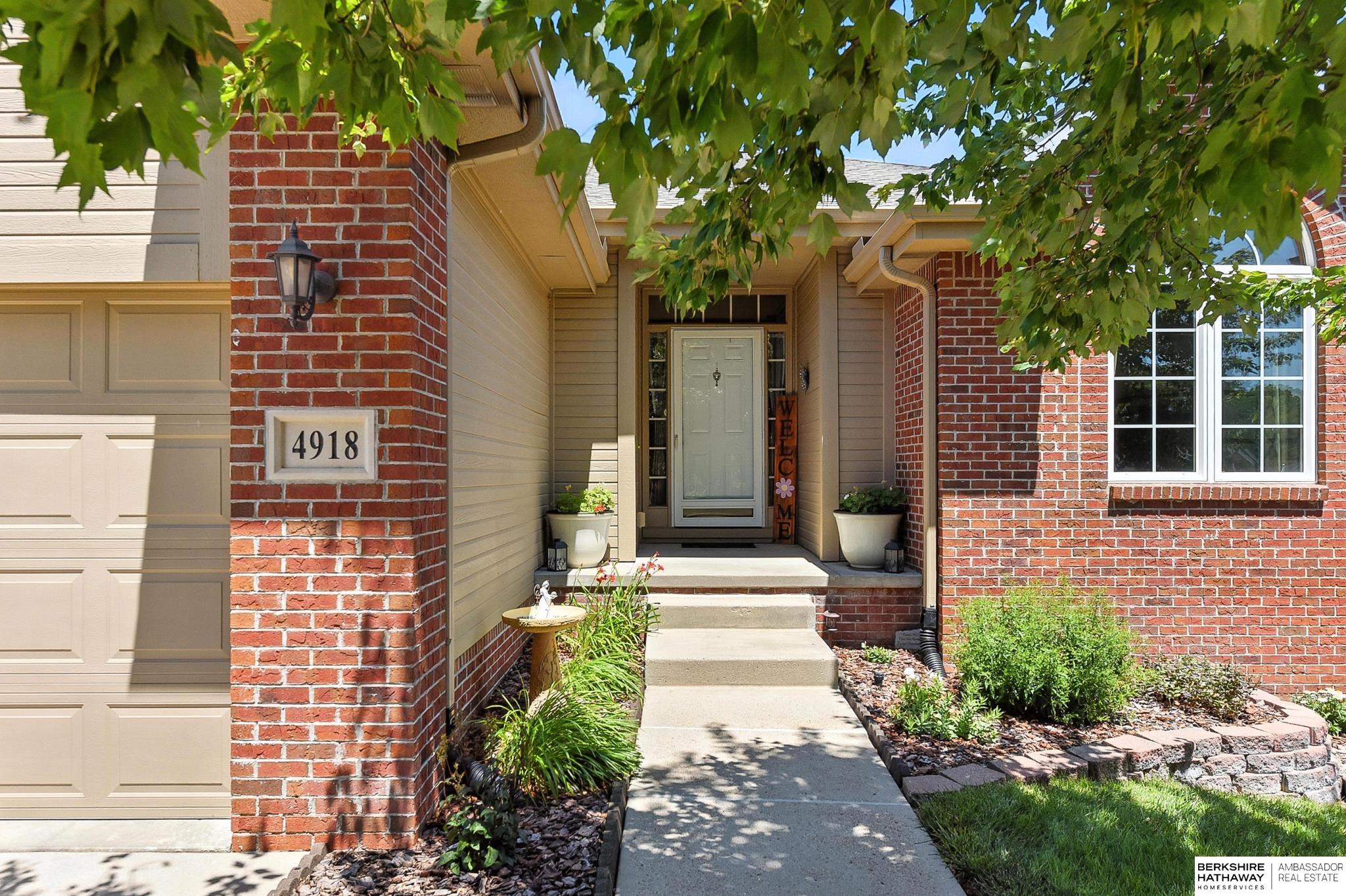 Papillion, Nebraska 68133, United States, 3 Bedrooms Bedrooms, ,3 BathroomsBathrooms,Residential,Active,174613