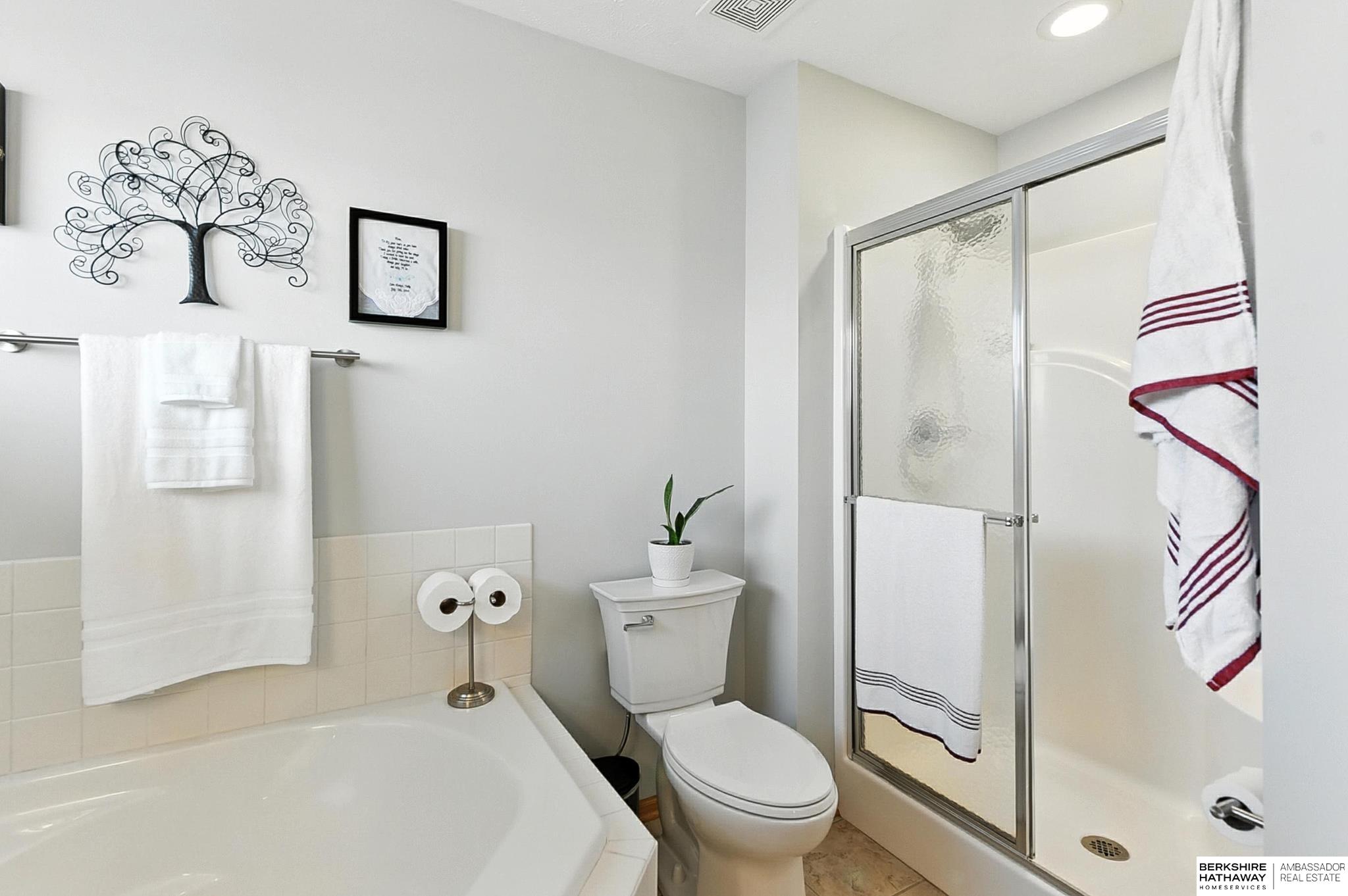 Papillion, Nebraska 68133, United States, 3 Bedrooms Bedrooms, ,3 BathroomsBathrooms,Residential,Active,174613