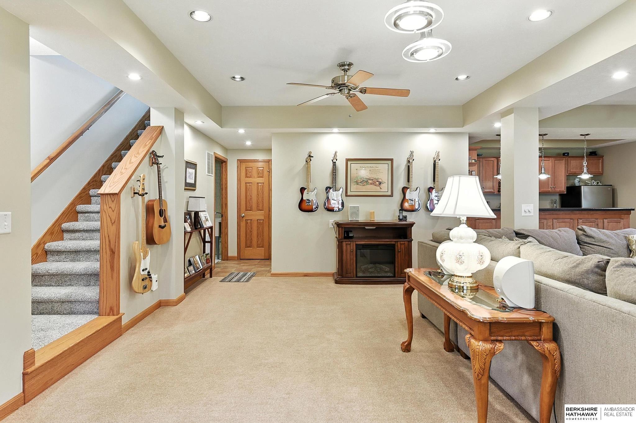 Papillion, Nebraska 68133, United States, 3 Bedrooms Bedrooms, ,3 BathroomsBathrooms,Residential,Active,174613