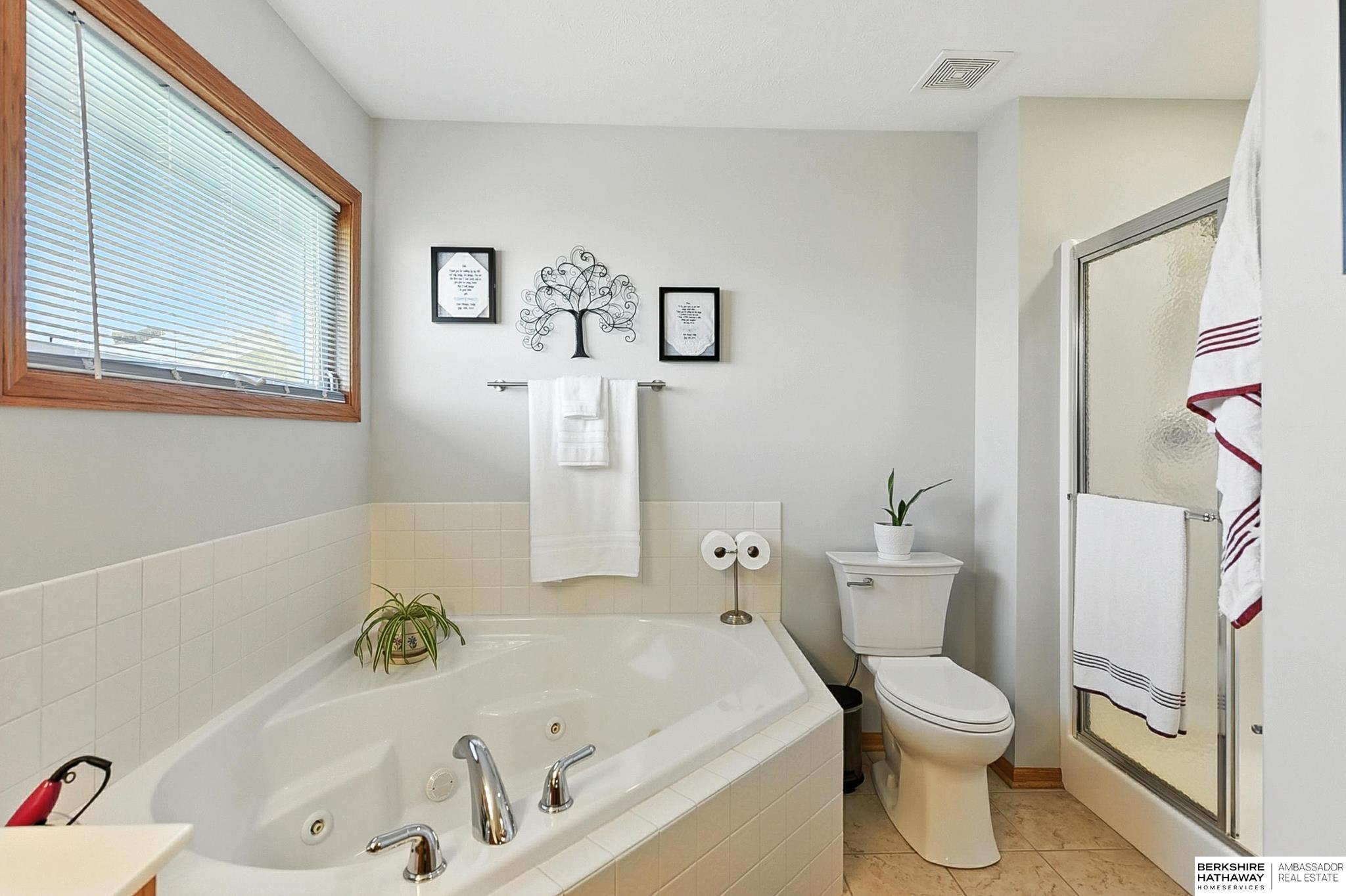 Papillion, Nebraska 68133, United States, 3 Bedrooms Bedrooms, ,3 BathroomsBathrooms,Residential,Active,174613