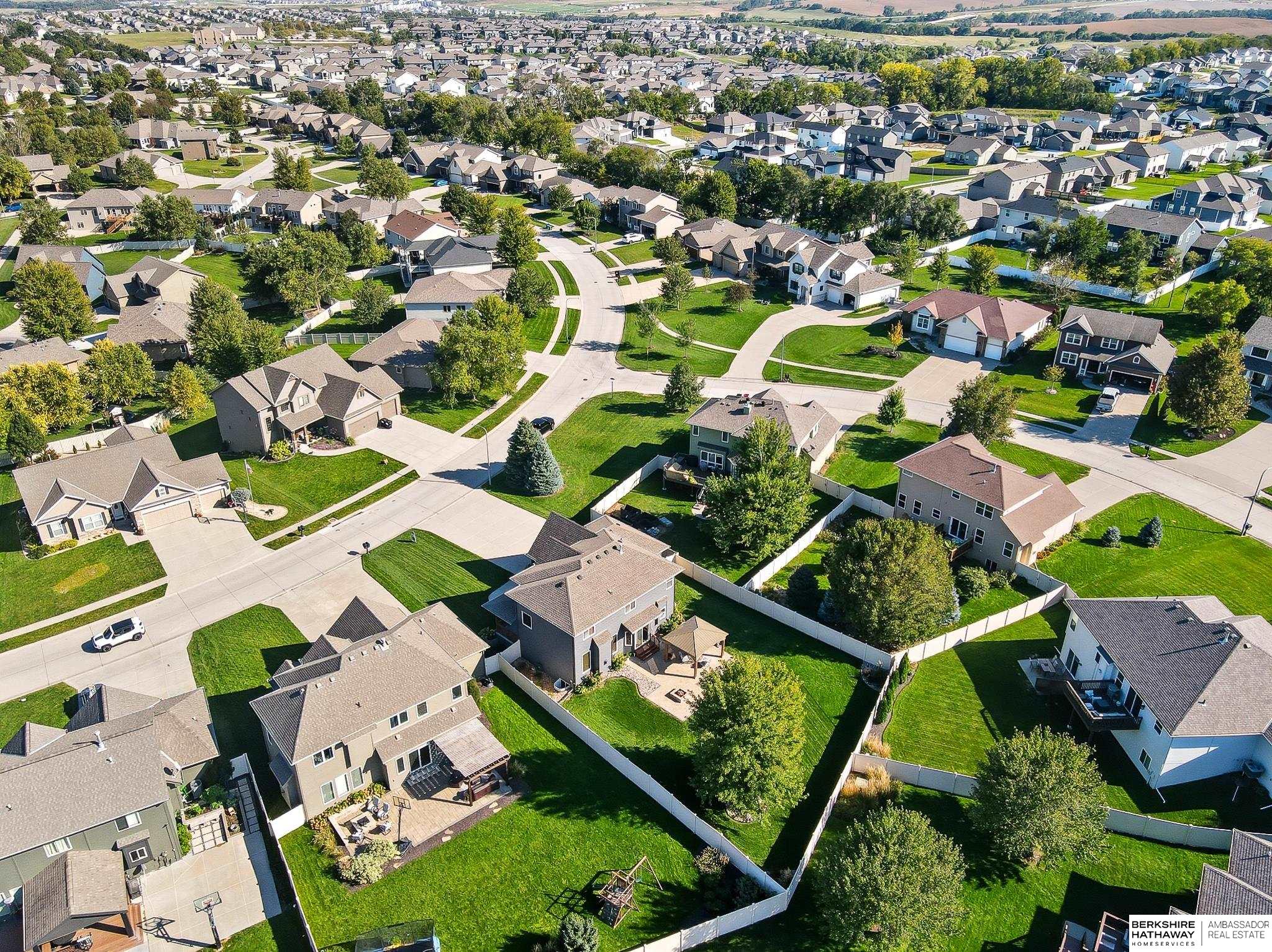 Gretna, Nebraska 68028, United States, 5 Bedrooms Bedrooms, ,3 BathroomsBathrooms,Residential,Active,232366